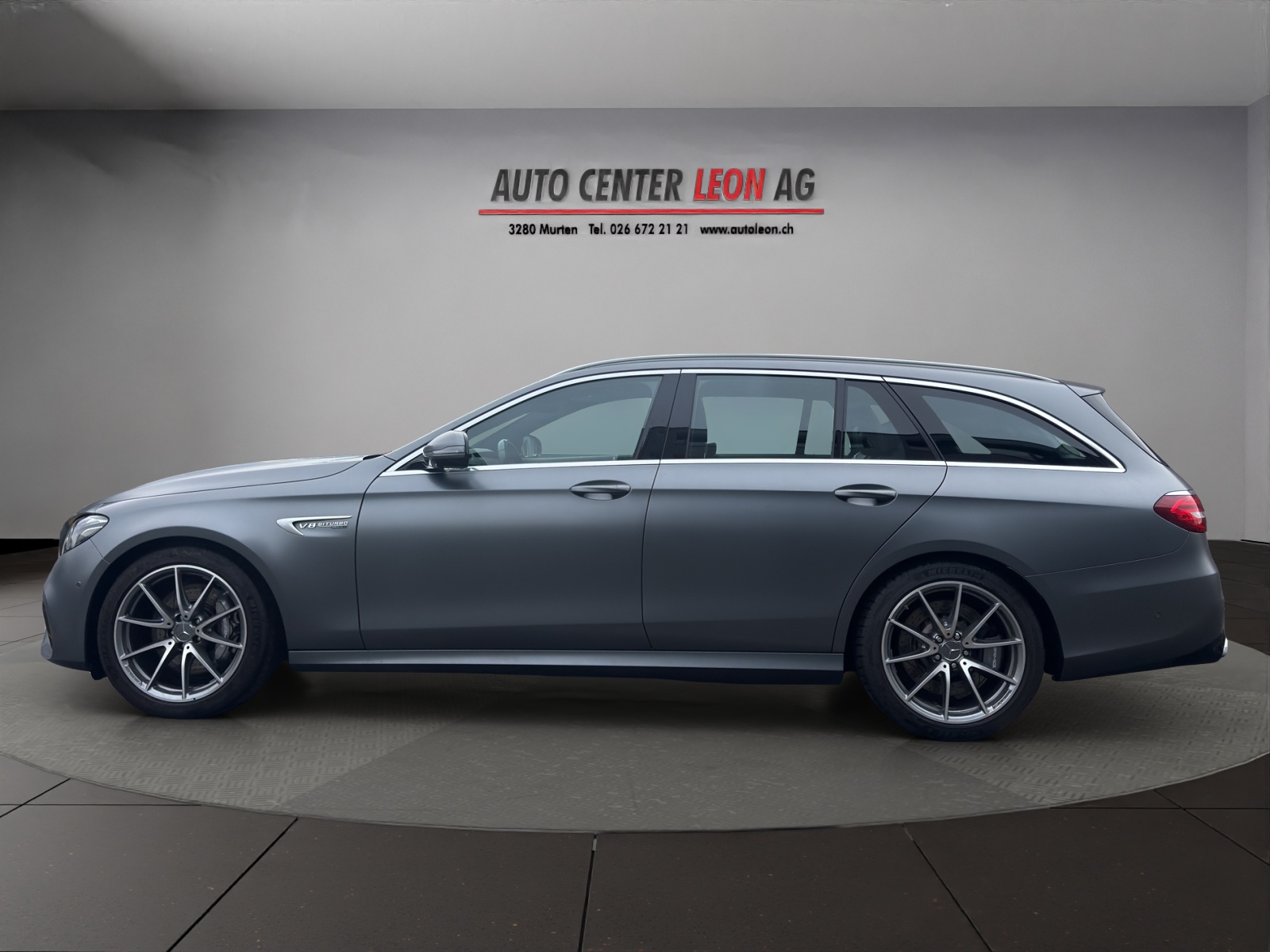 MERCEDES-BENZ E 63 AMG 4 Matic 9G-Tronic-showroom-element-2