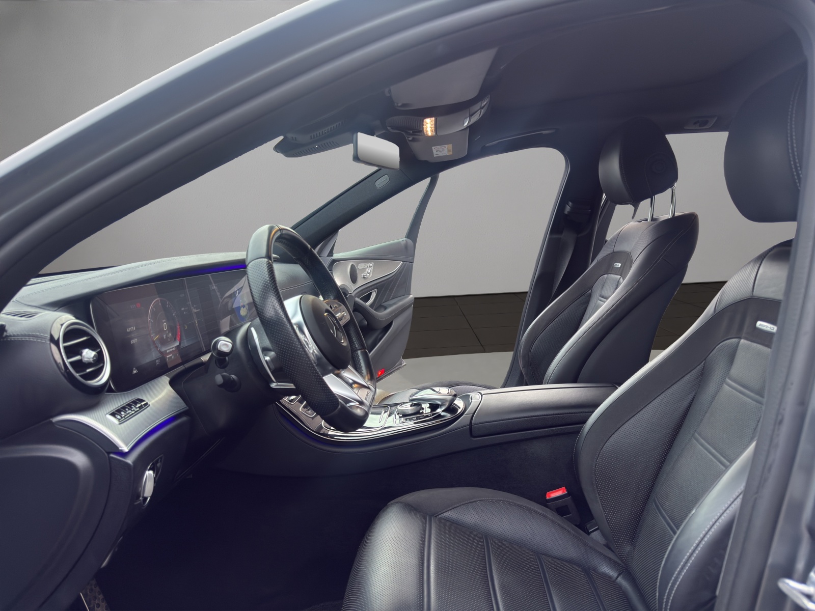 MERCEDES-BENZ E 63 AMG 4 Matic 9G-Tronic-image-17