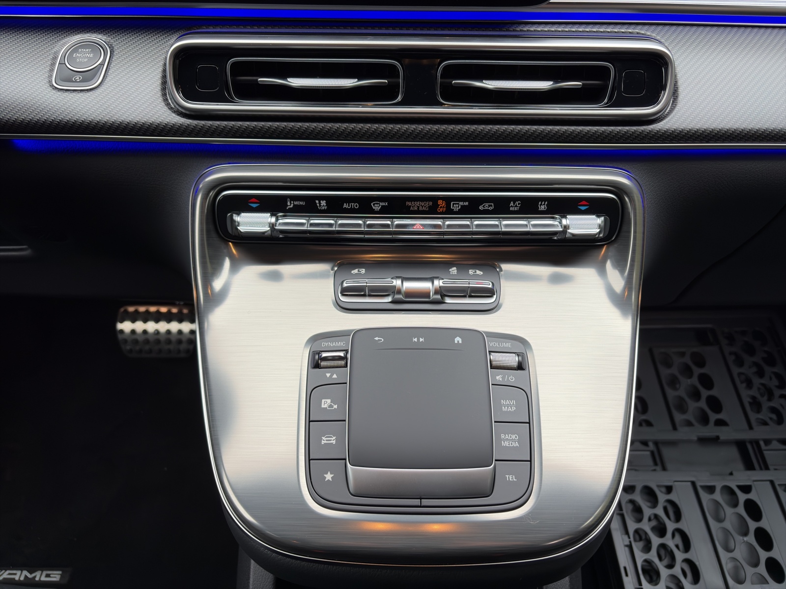 MERCEDES-BENZ V 300 d lang 4Matic Swiss Edition 9G-Tronic-image-12