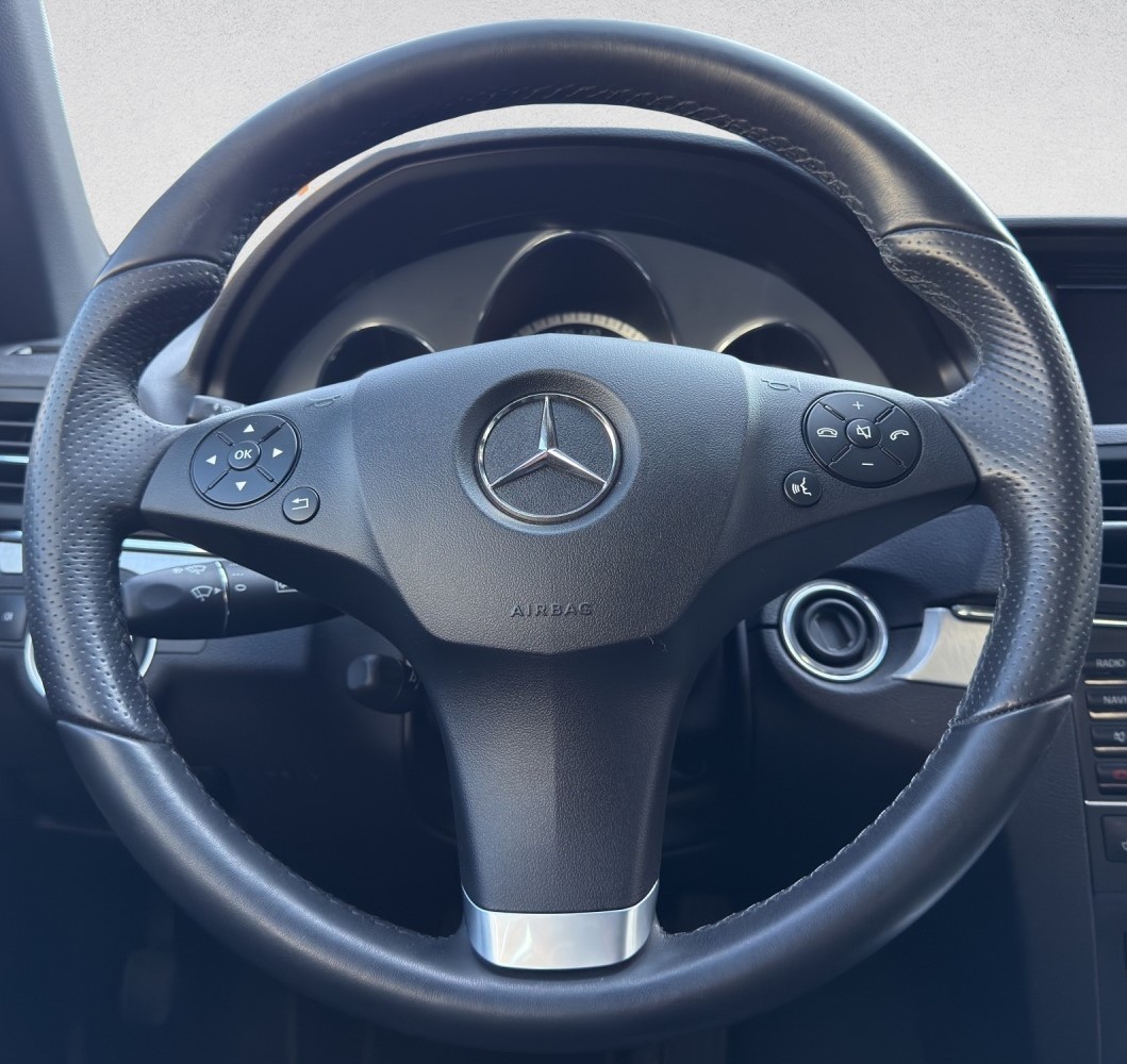 MERCEDES-BENZ E 250 CGI BlueEfficiency Automatic-image-8