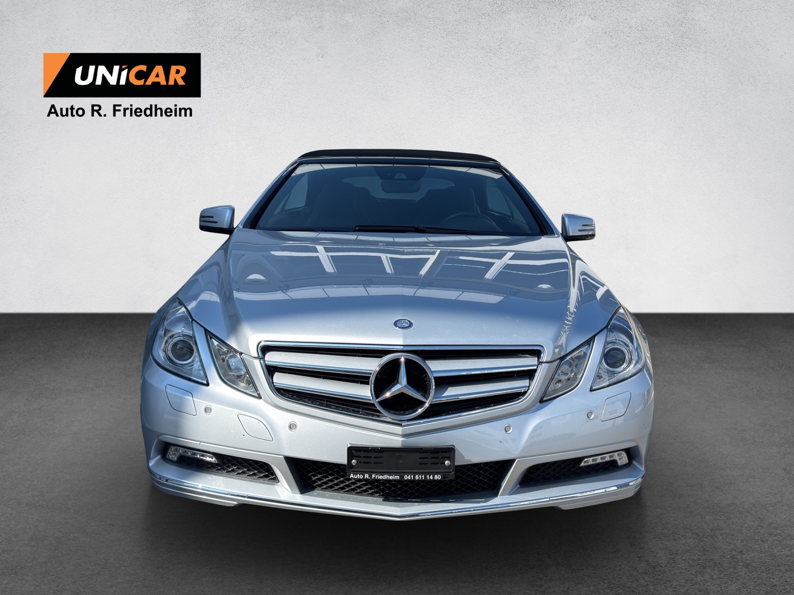 MERCEDES-BENZ E 250 CGI BlueEfficiency Automatic-showroom-element-1