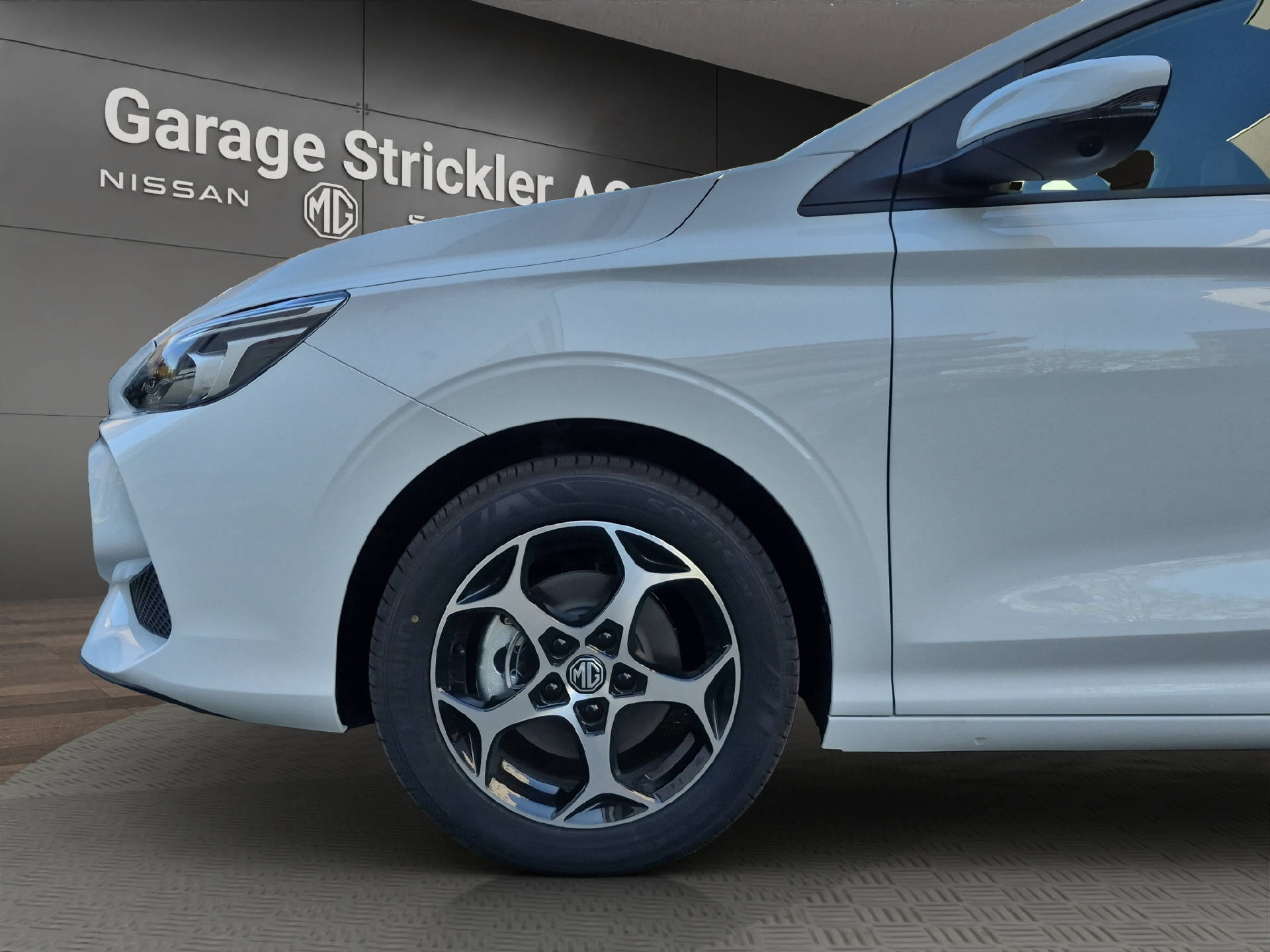 MG 3 1.5 Hybrid Luxury-image-8