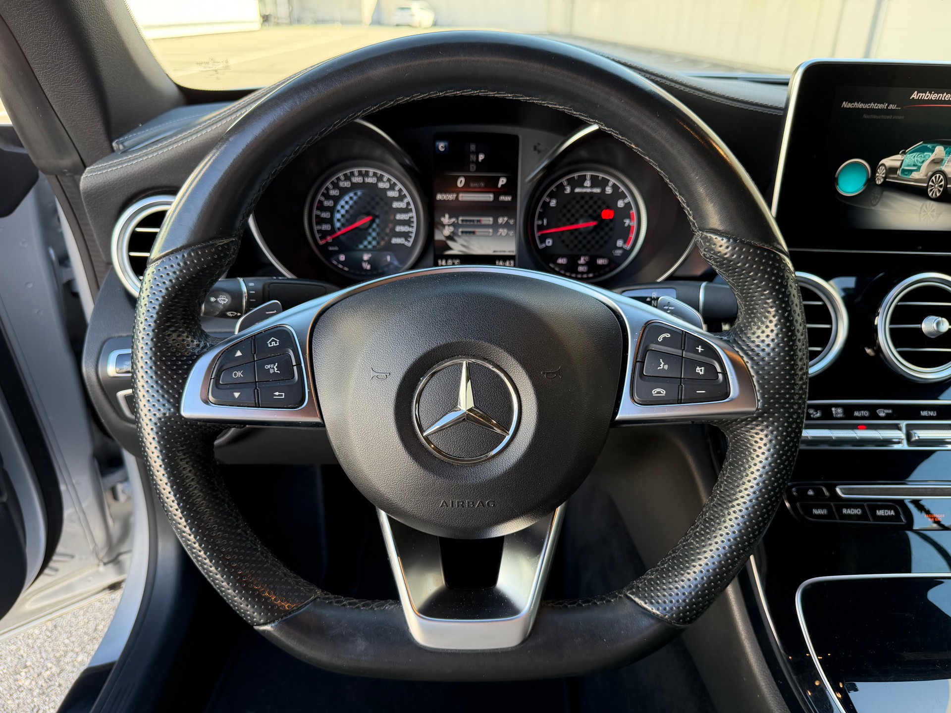 MERCEDES-BENZ C 43 Cabriolet AMG 4Matic 9G-Tronic-image-29
