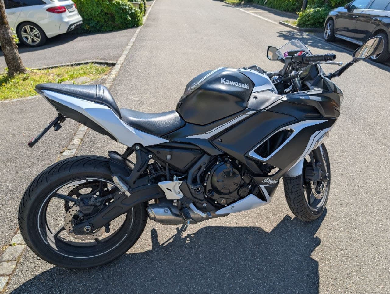 KAWASAKI Ninja 650 SE ABS-image-1