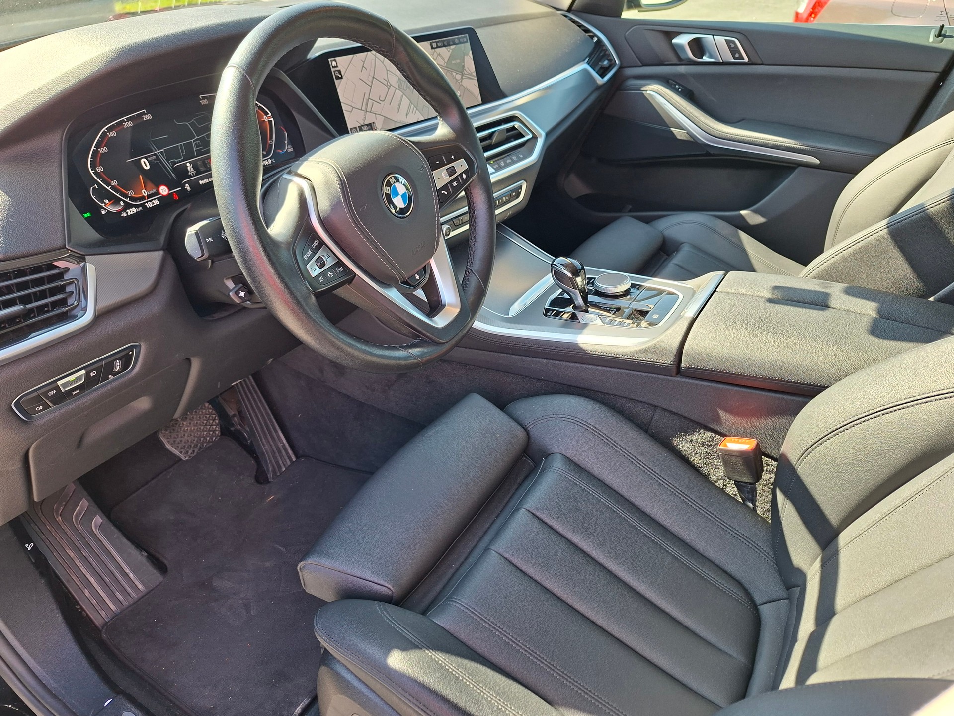 BMW X5 xDrive 48V 40i Steptronic-image-5