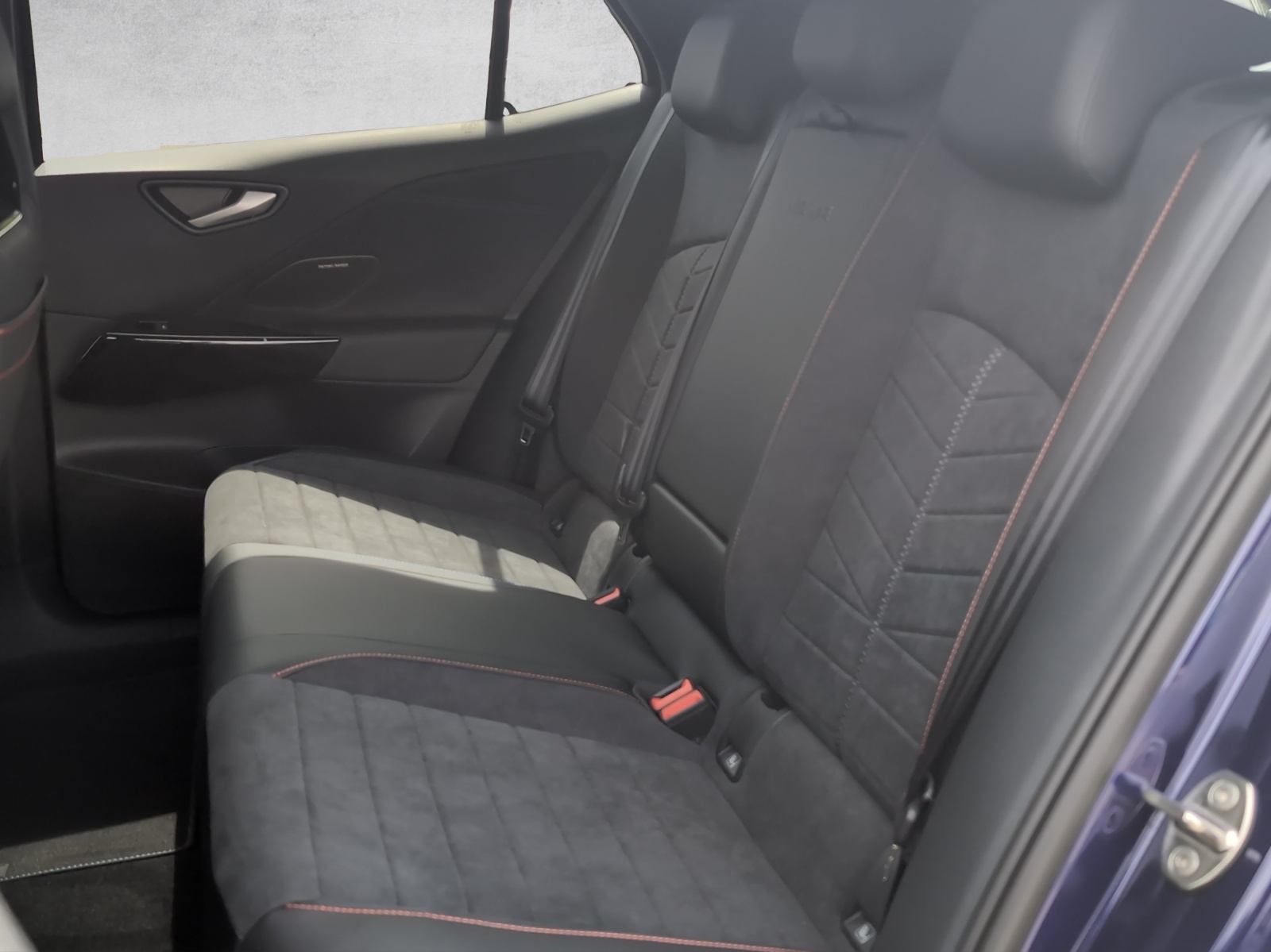 VW ID.3 GTX Performance 79 kWh GTX Fire+Ice-image-9