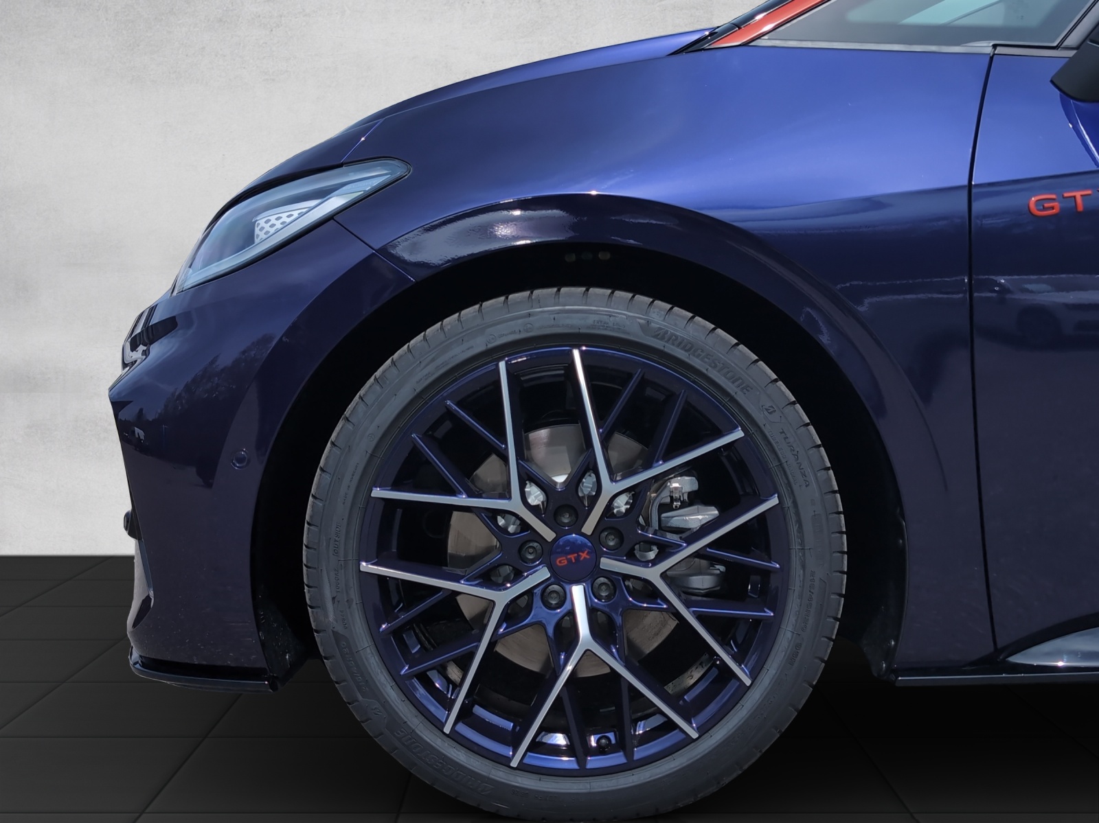 VW ID.3 GTX Performance 79 kWh GTX Fire+Ice-image-15