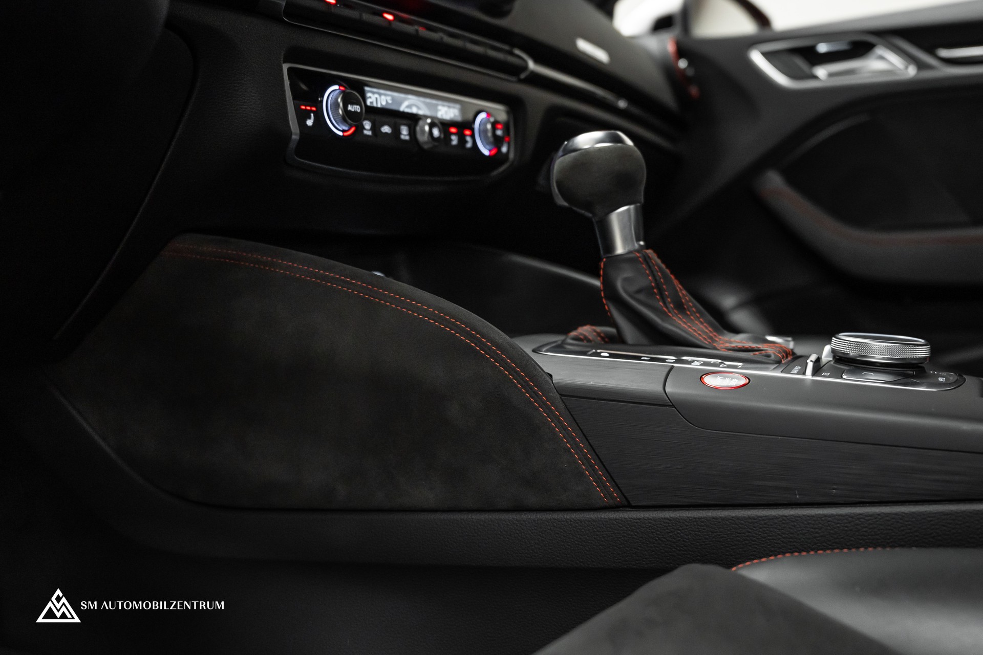 AUDI RS3 Sportback 2.5 T FSI quattro S-Tronic ABT / 460 PS / NO OPF-image-39
