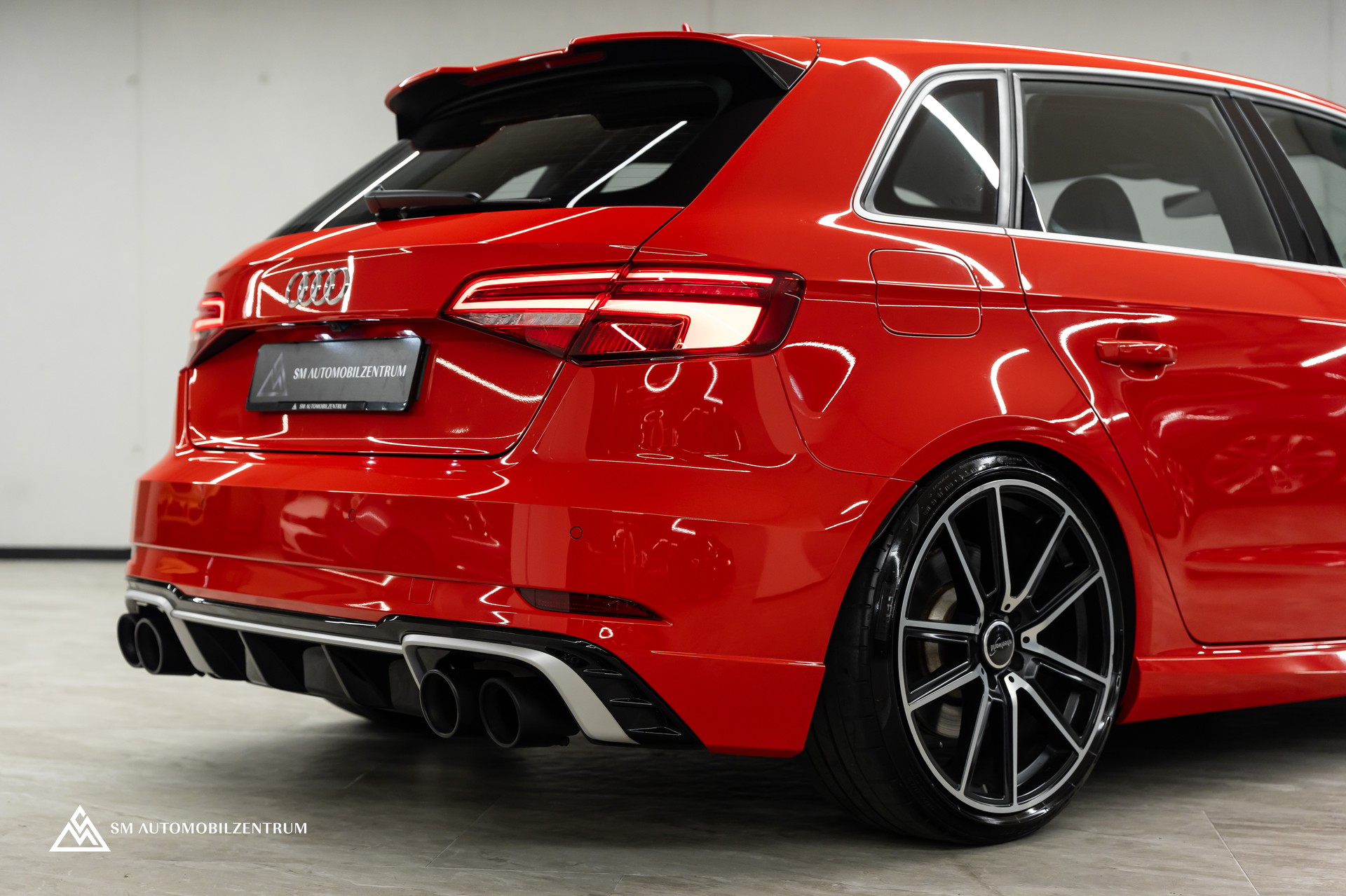 AUDI RS3 Sportback 2.5 T FSI quattro S-Tronic ABT / 460 PS / NO OPF-image-10