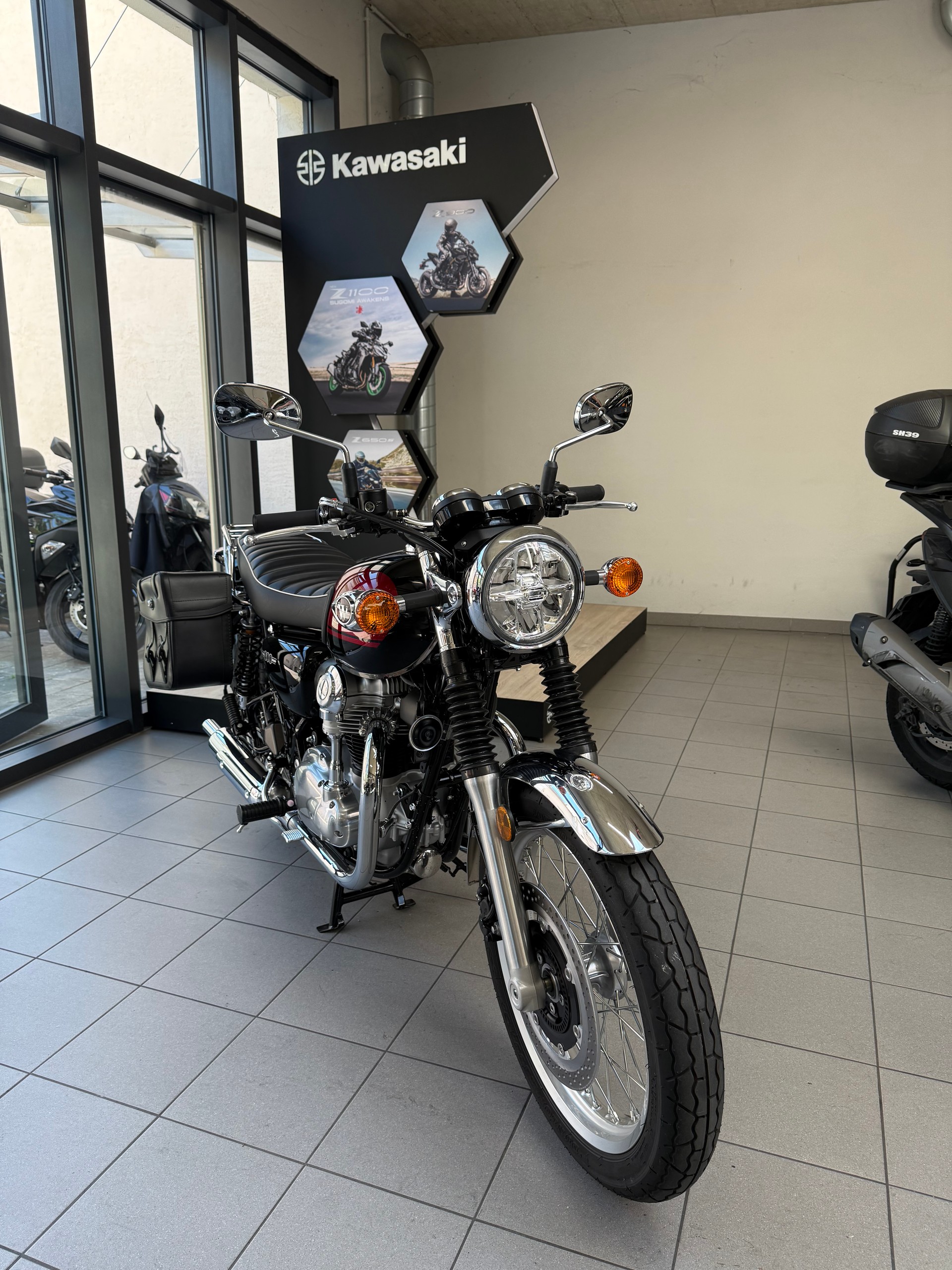 KAWASAKI W 800-image-1