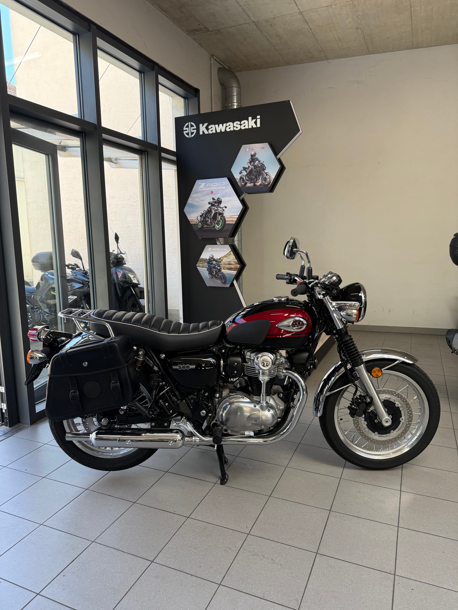KAWASAKI W 800