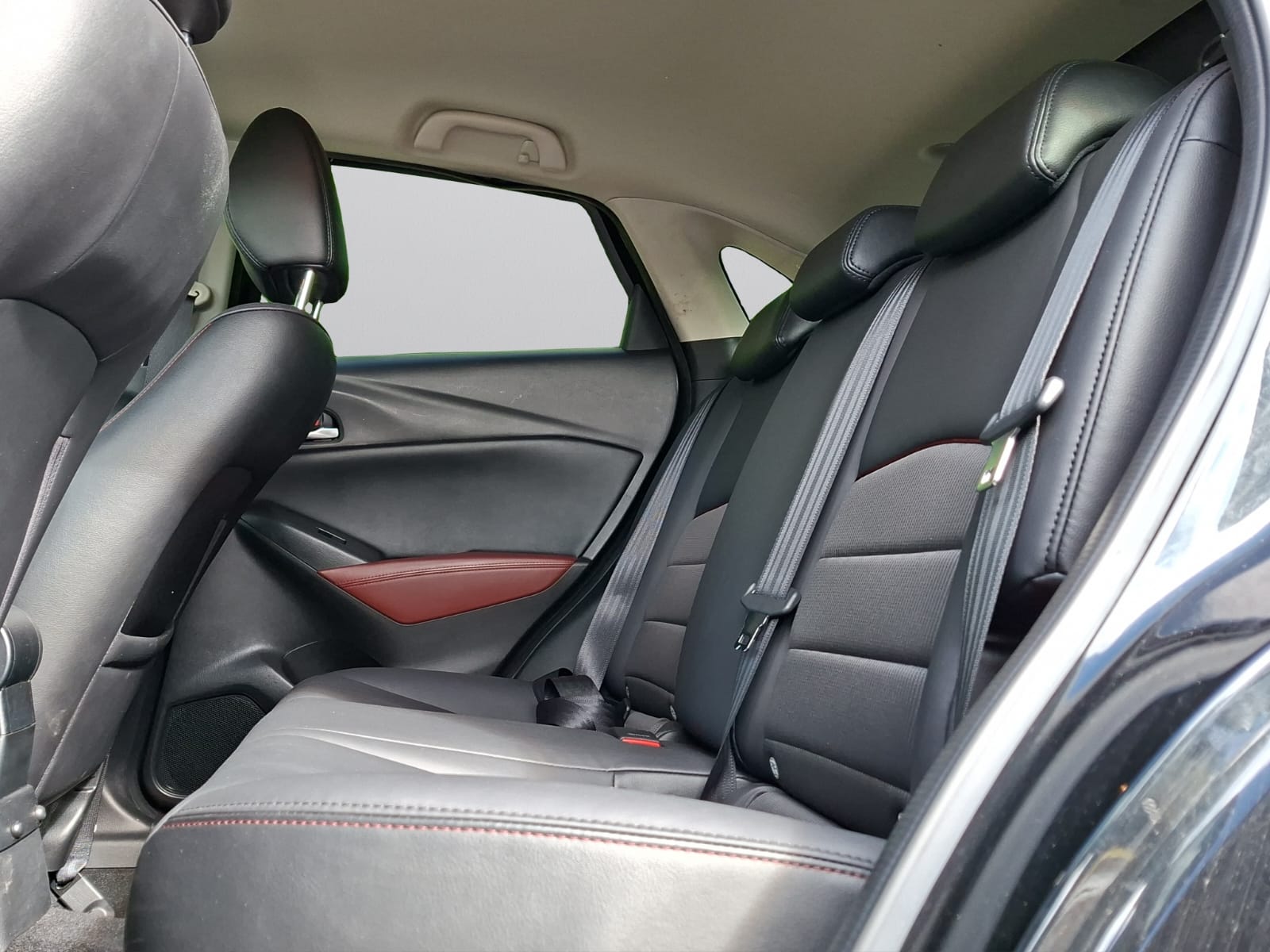MAZDA CX-3 1.5 D Revolution AWD-image-8