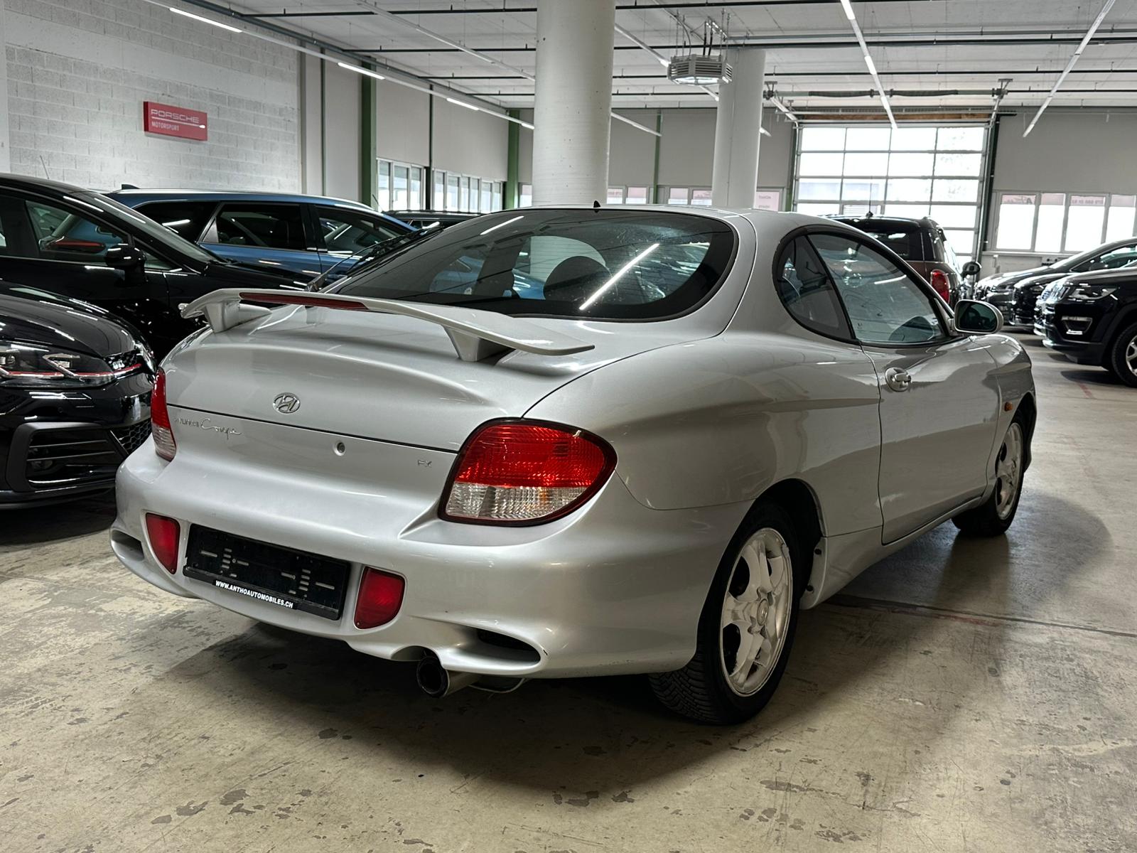 HYUNDAI Coupé 2.0 16V FX Automatic-image-3