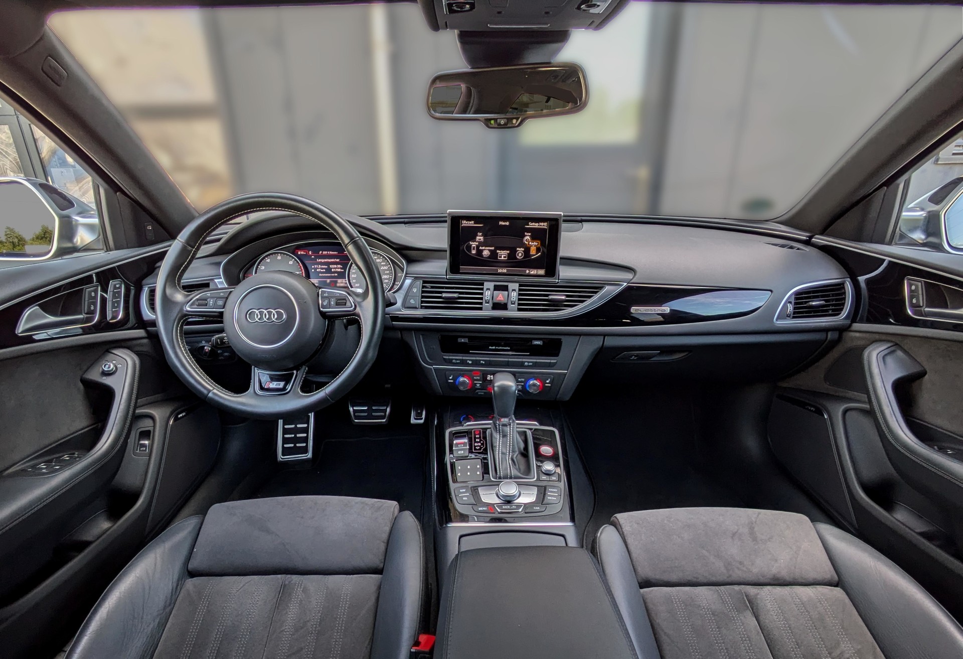 AUDI S6 Avant 4.0 TFSI V8 quattro S-tronic-image-7
