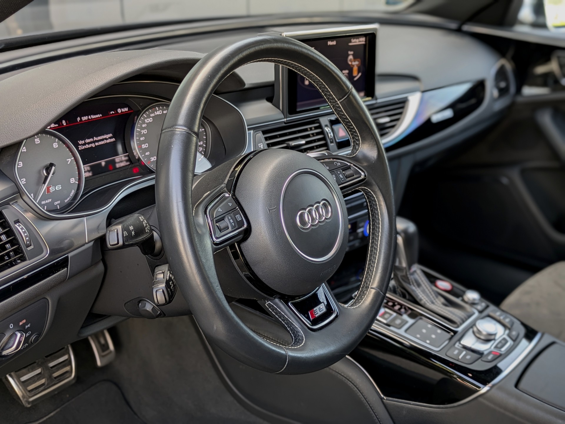 AUDI S6 Avant 4.0 TFSI V8 quattro S-tronic-image-8