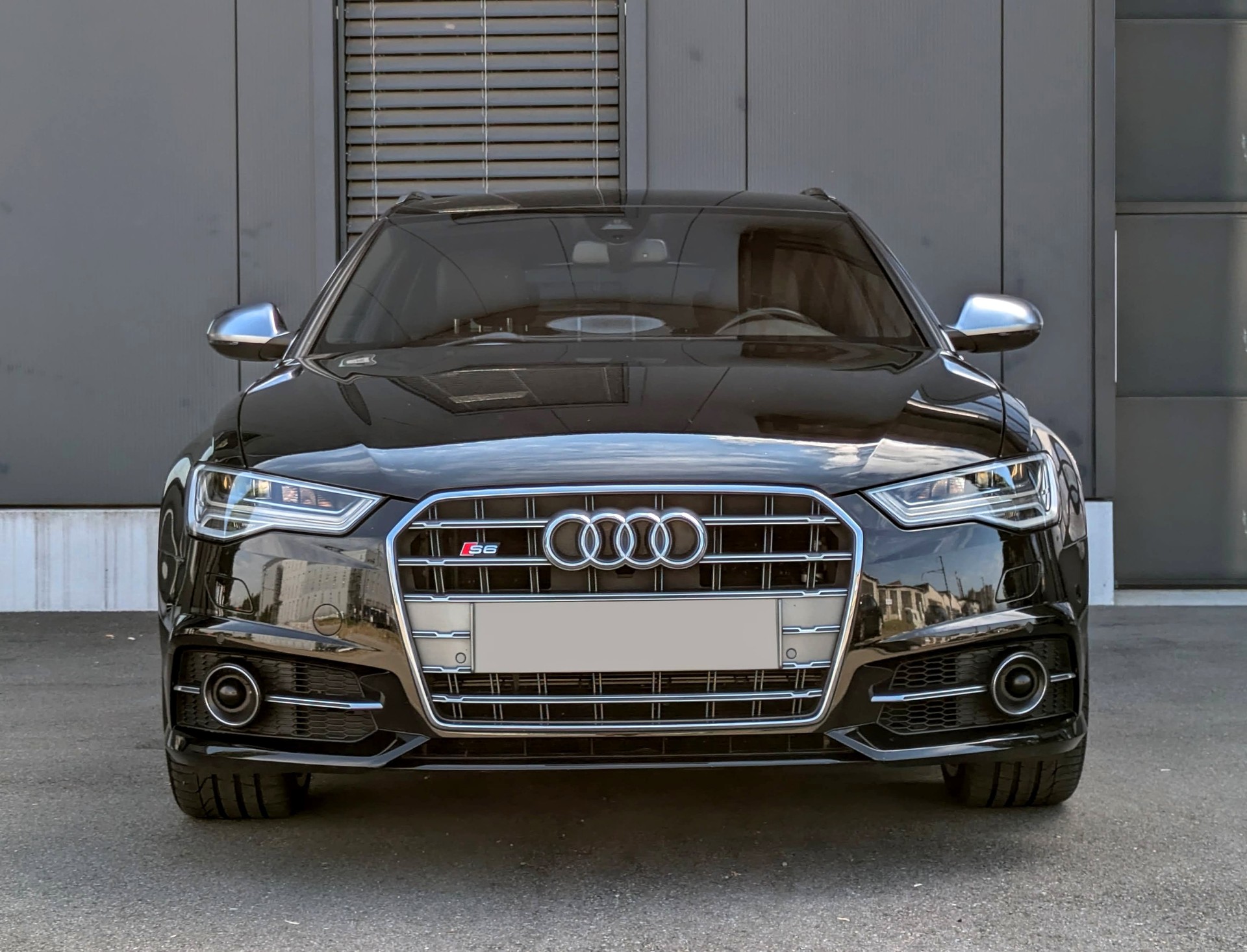 AUDI S6 Avant 4.0 TFSI V8 quattro S-tronic-image-1