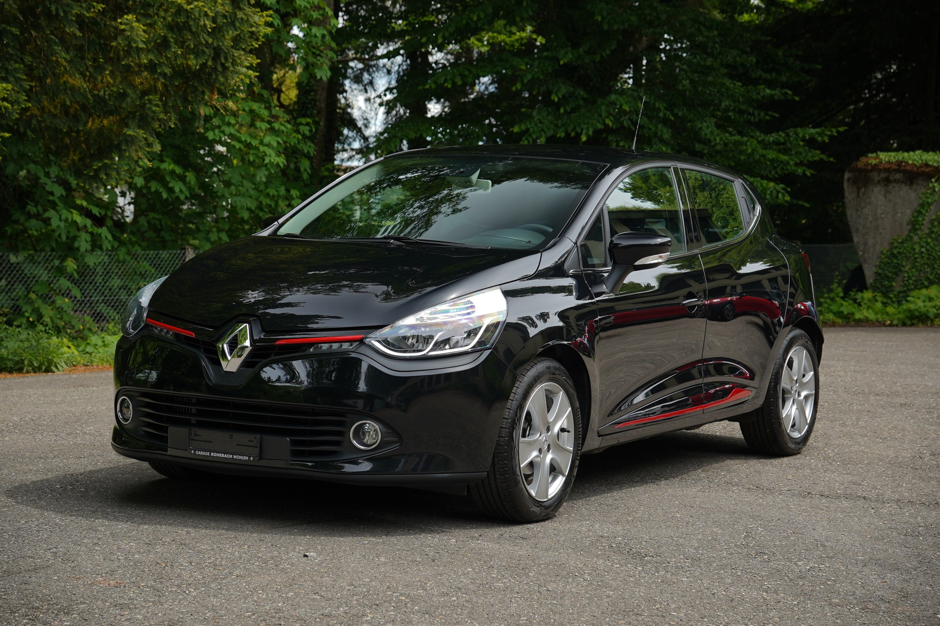 RENAULT Clio 1.2 16V T Limited EDC-image-6