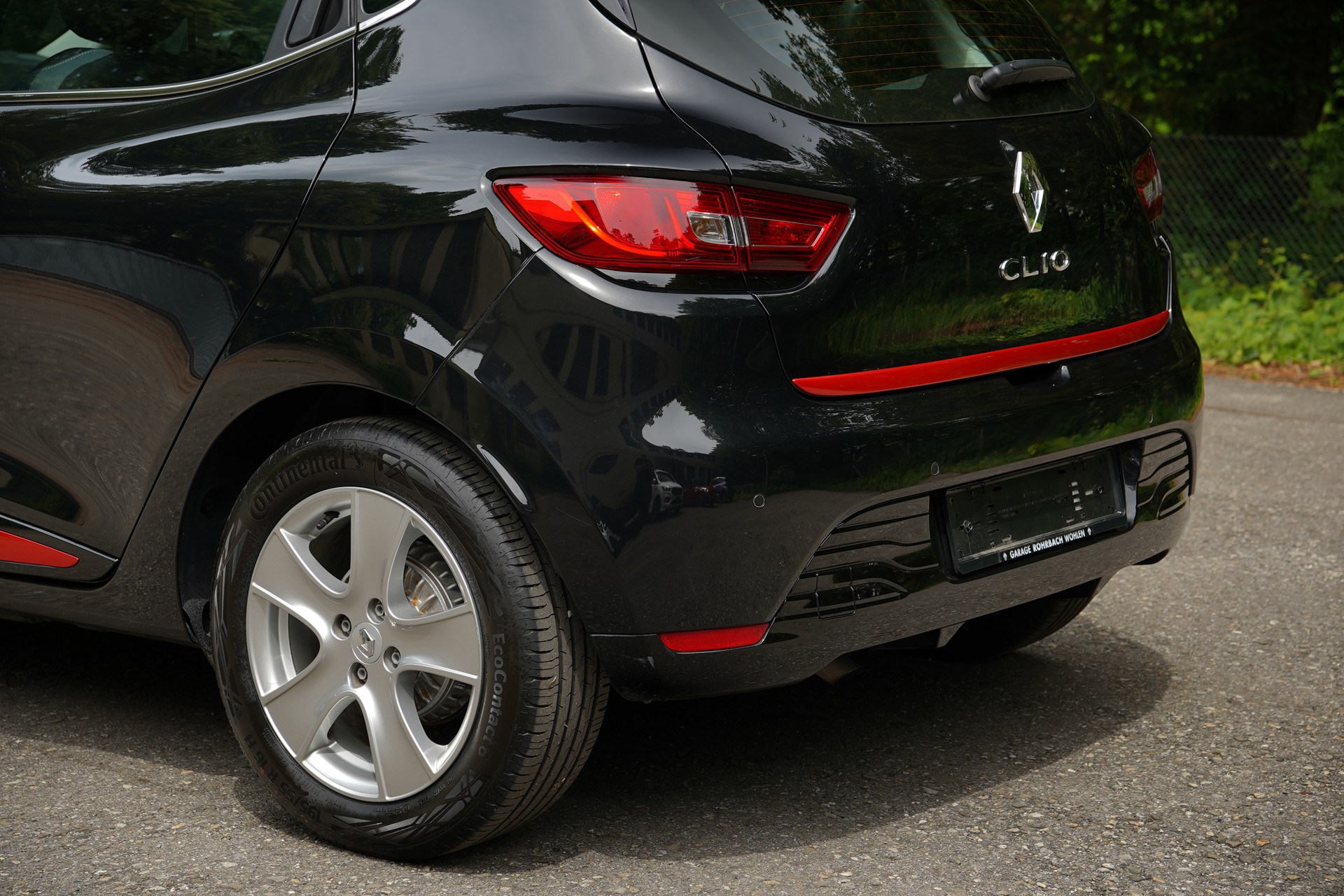 RENAULT Clio 1.2 16V T Limited EDC-image-13