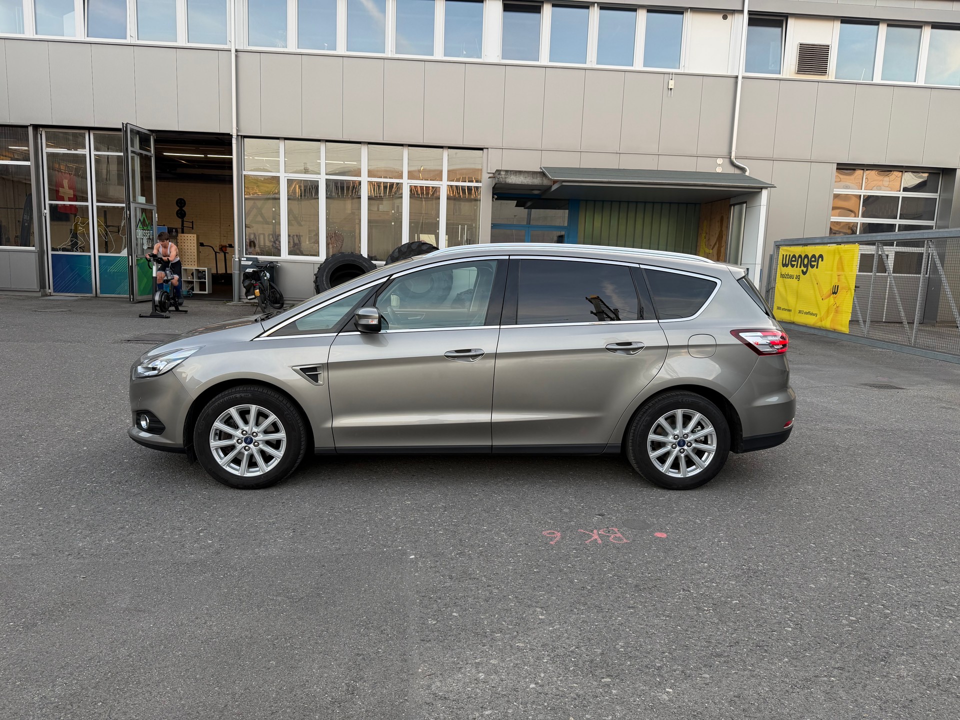 FORD S-Max 2.0 TDCi Titanium PowerShift-image-3
