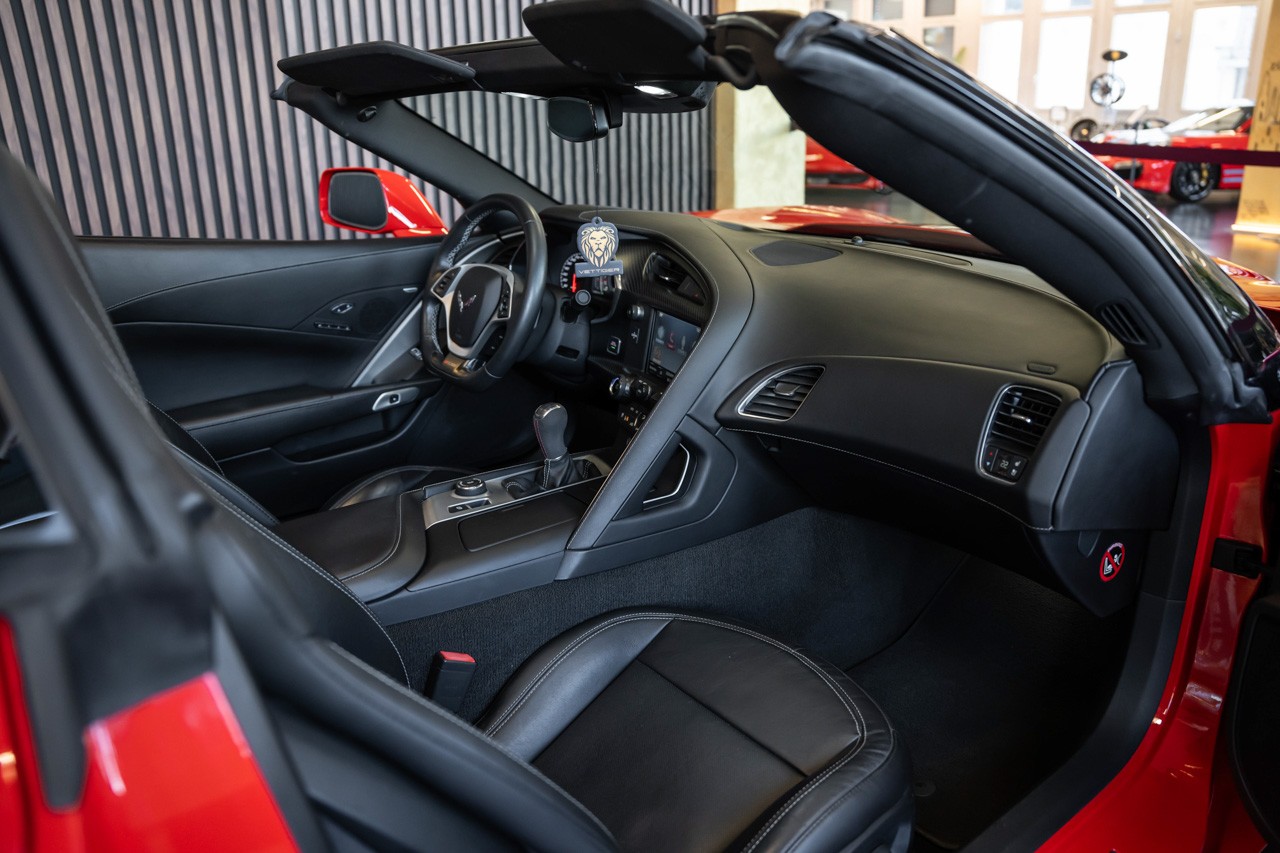 CHEVROLET Corvette Stingray Coupé-image-15