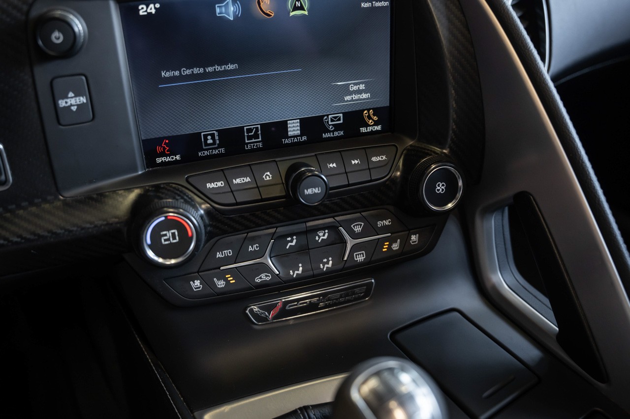 CHEVROLET Corvette Stingray Coupé-image-21