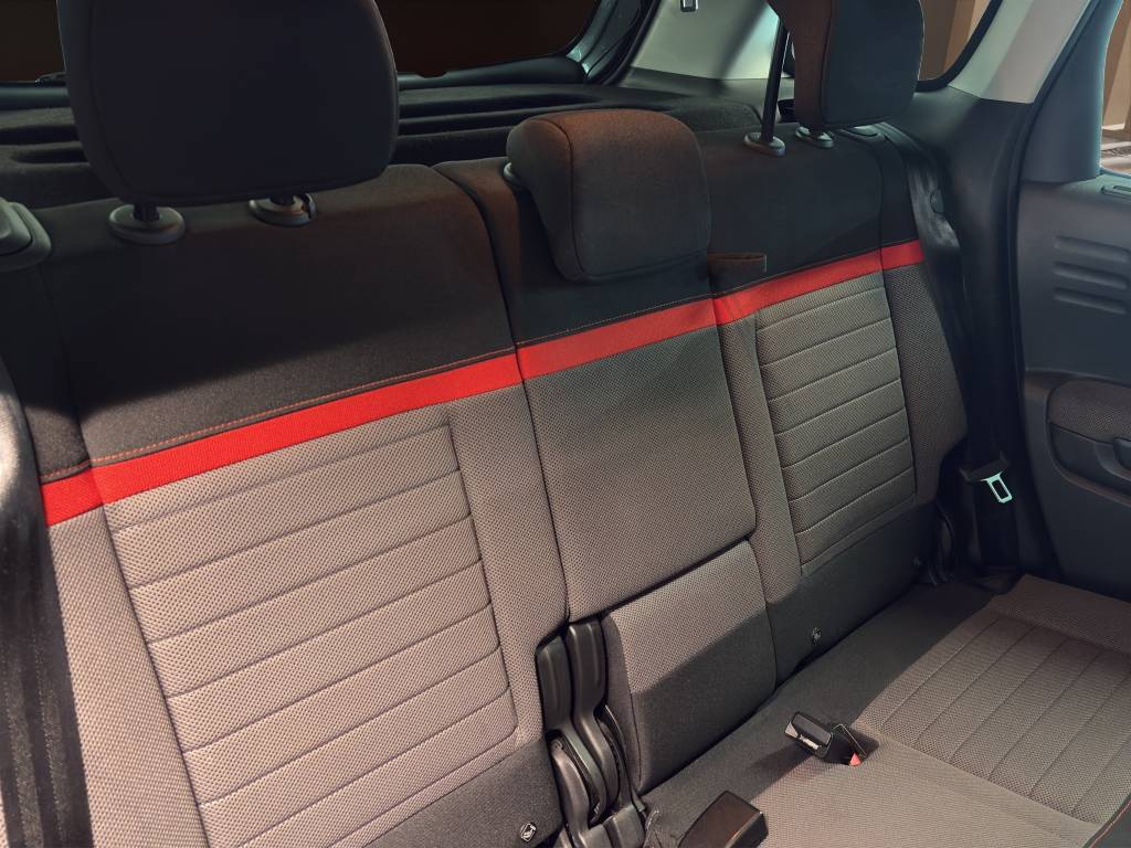 CITROEN C3 Aircross 1.2i PureTech Shine EAT-image-7