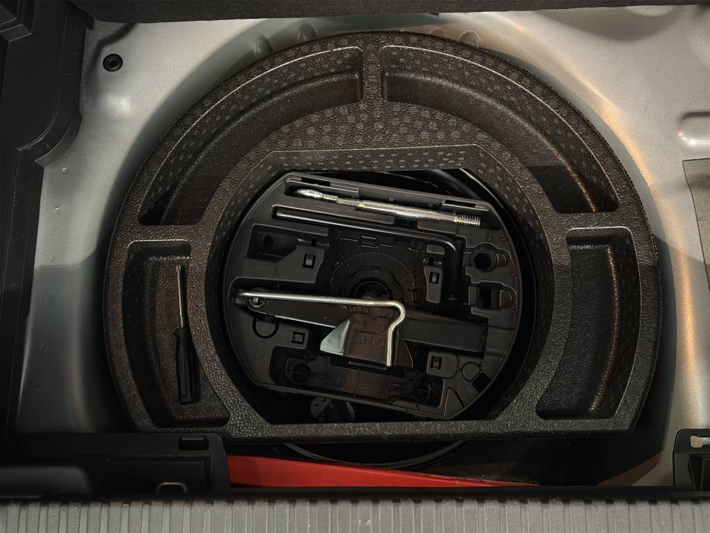 CITROEN C3 Aircross 1.2i PureTech Shine EAT-image-13