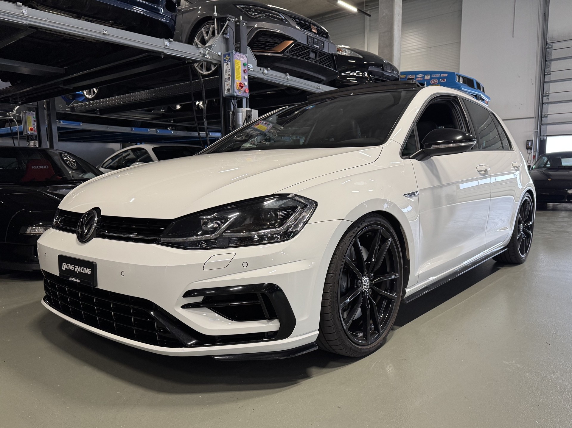 VW Golf 2.0 TSI R 4Motion DSG *ABT 370*-image-1