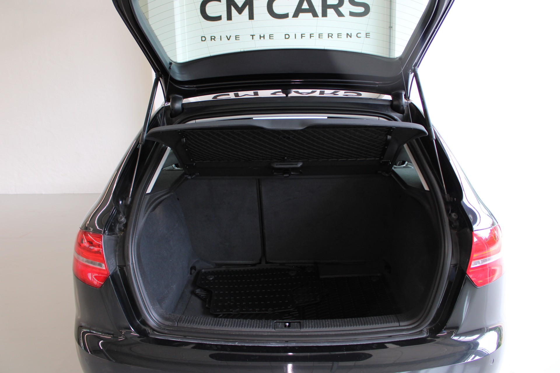 AUDI A3 Sportback 1.4 TFSI Ambition S-tronic-image-18