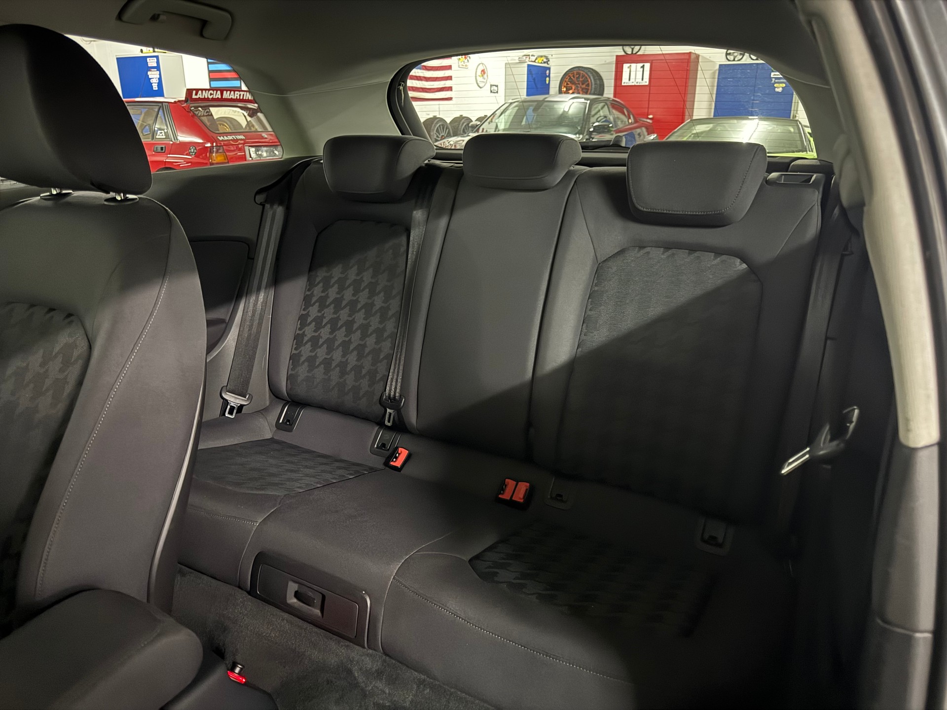 AUDI A3 1.4 TFSI Attraction 2-Hand-image-11