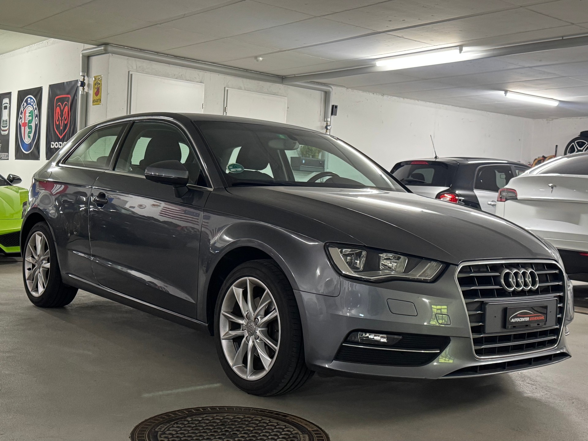 AUDI A3 1.4 TFSI Attraction 2-Hand-image-2