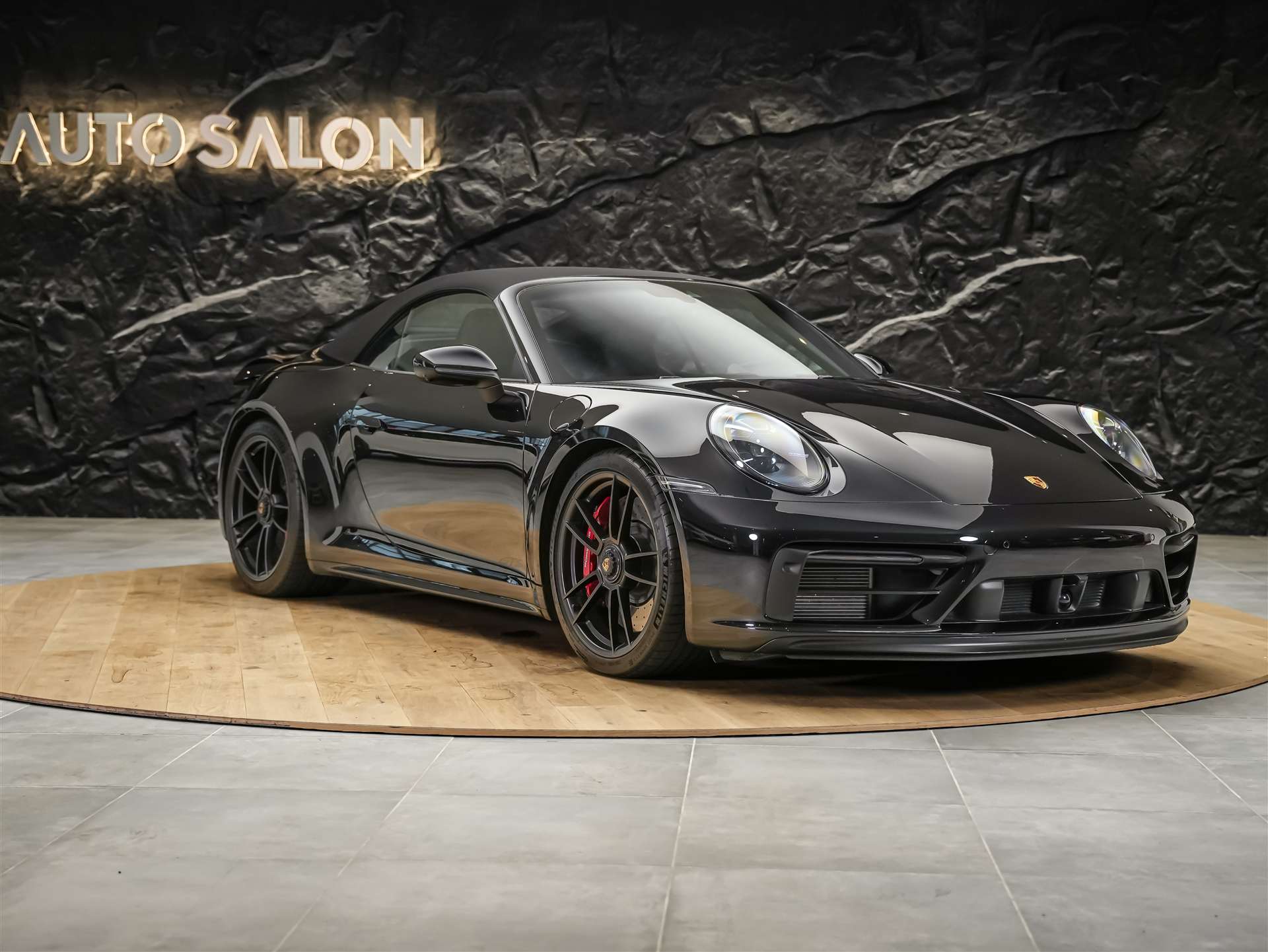 PORSCHE 911 Carrera GTS Cabriolet PDK *Vierradlenkung*Abstandsregler*360° Kamera*-image-12