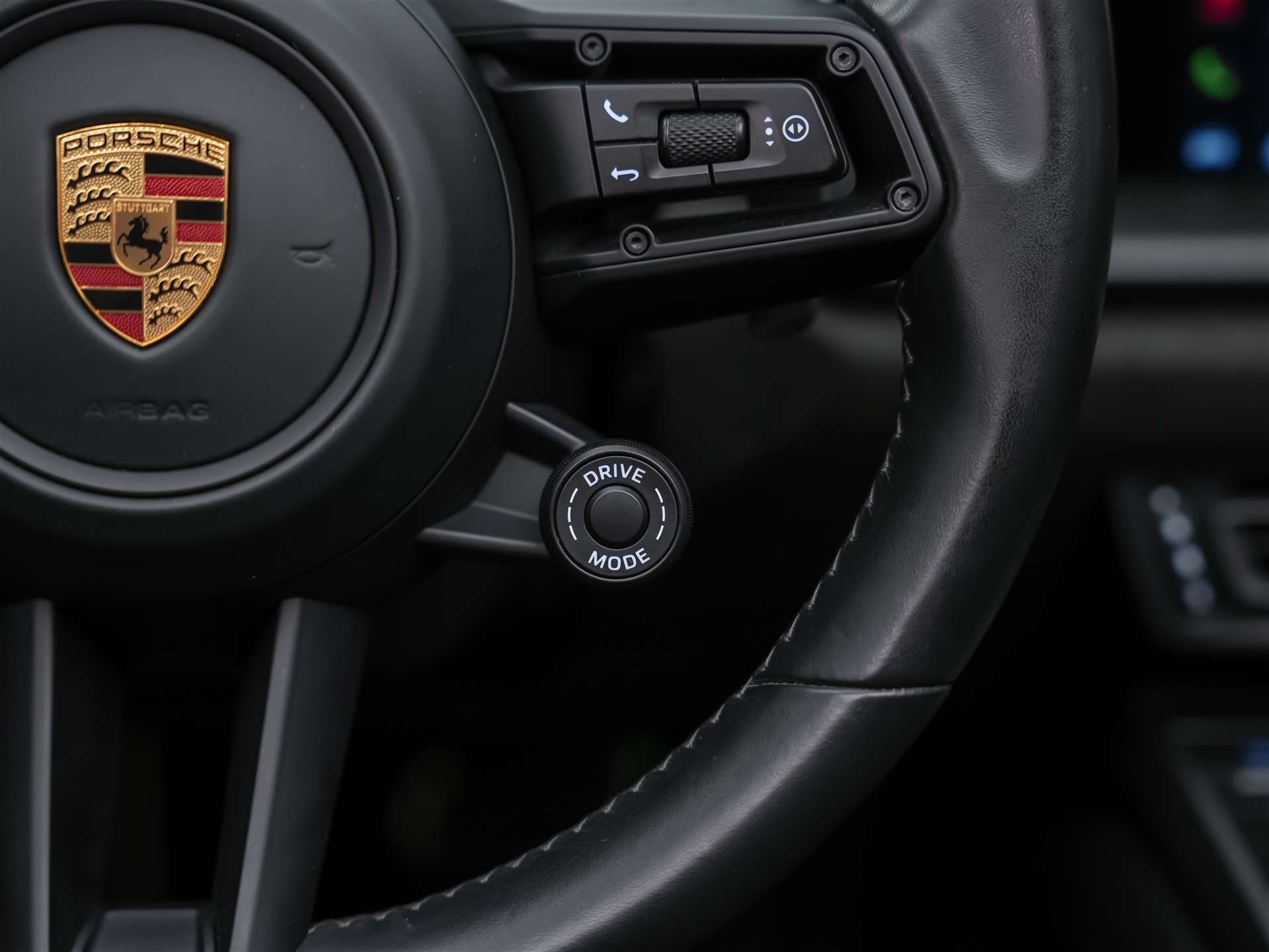 PORSCHE 911 Carrera GTS Cabriolet PDK *Vierradlenkung*Abstandsregler*360° Kamera*-image-41