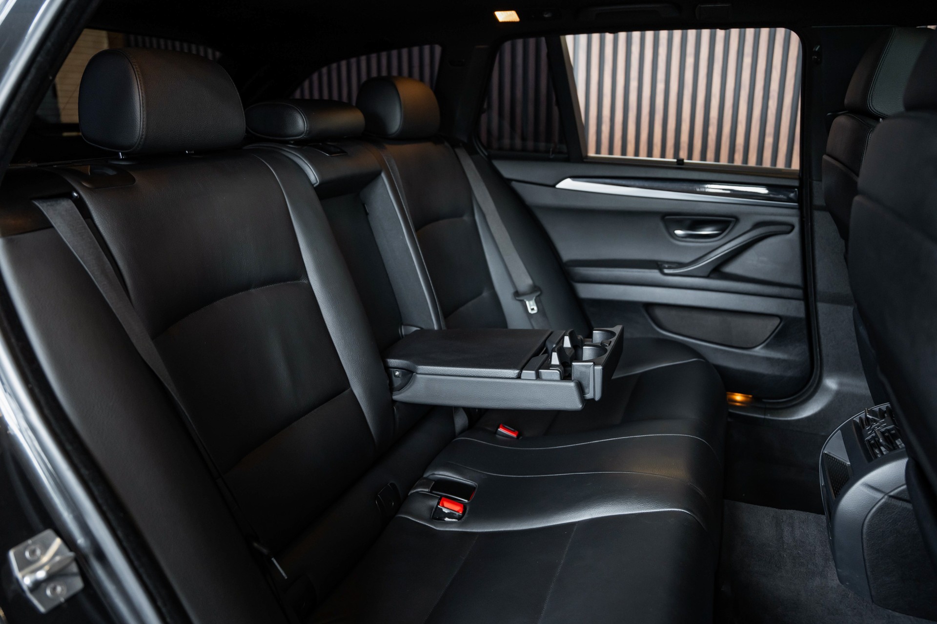 BMW 535i xDrive Touring Steptronic M-Sportpaket-image-18