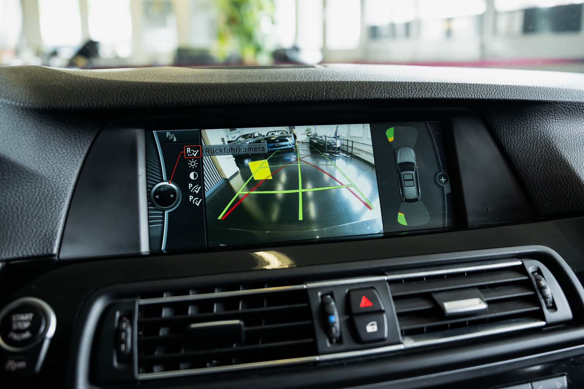 BMW 535i xDrive Touring Steptronic M-Sportpaket-image-22