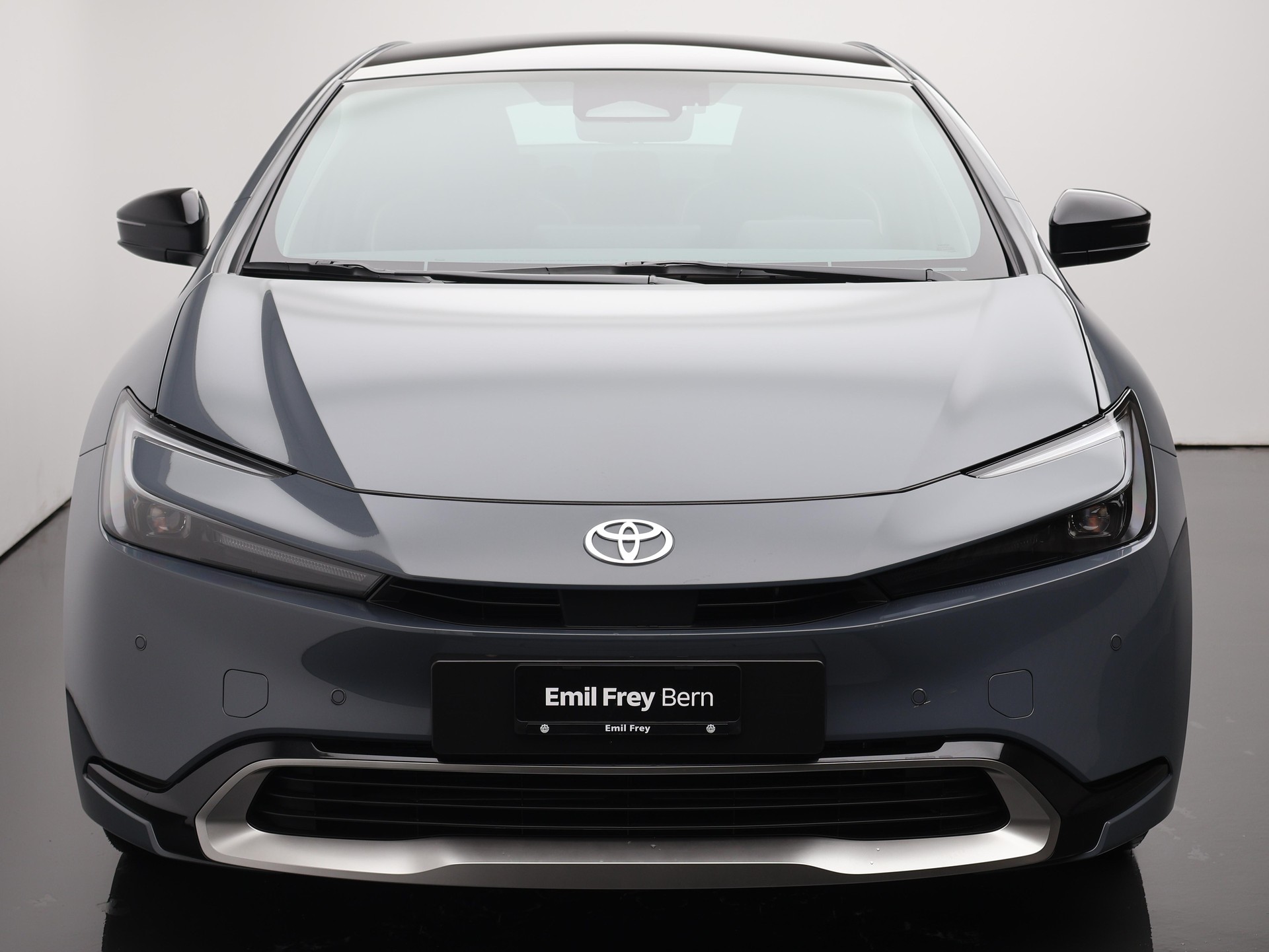 TOYOTA Prius 2.0 Plug-In-Hybrid Style / Jetzt Leasing ab 0.99% oder Cash-Prämie CHF 3'000.00-image-4