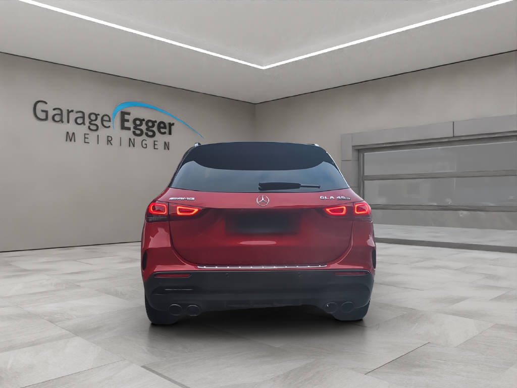 MERCEDES-BENZ GLA 45 S AMG 4matic+-image-4