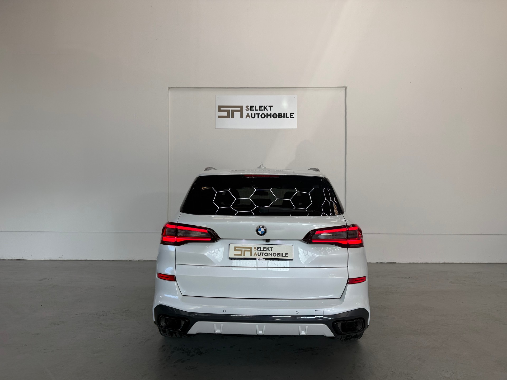 BMW X5 xDrive 48V 30d M Sport Steptronic-image-4