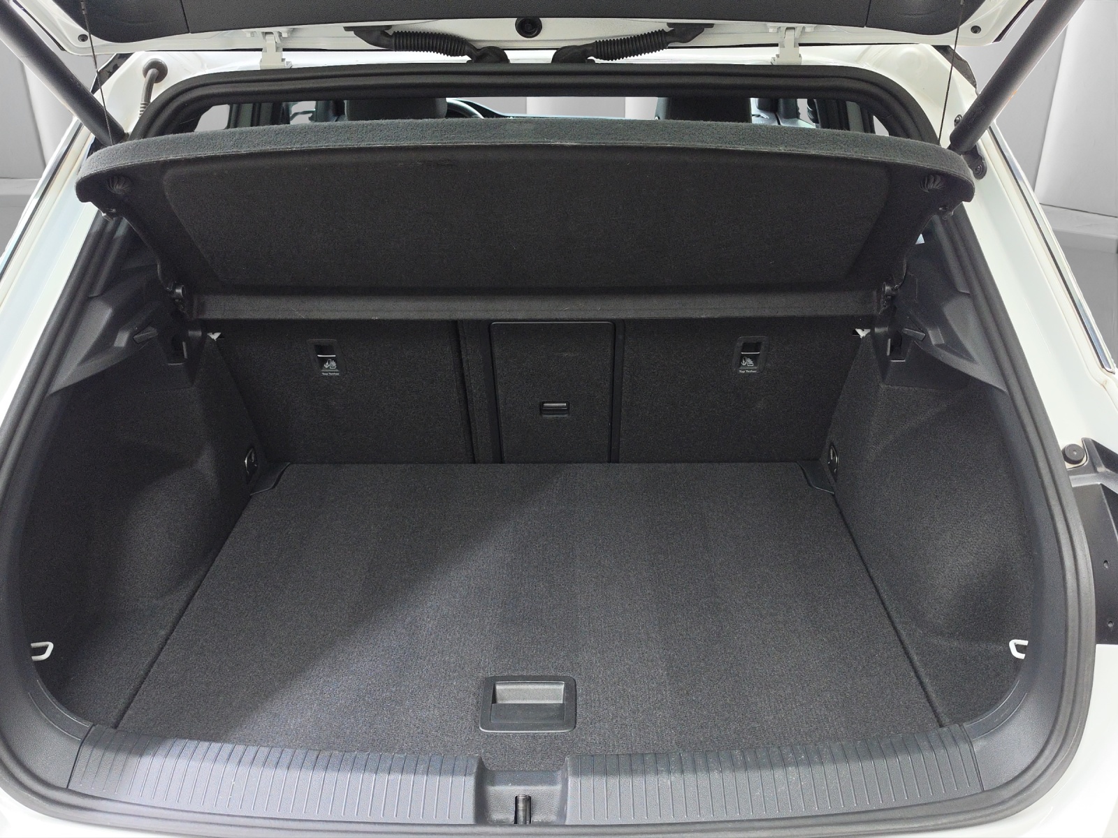 VW T-Roc 2.0 TSI R DSG 4motion-image-13