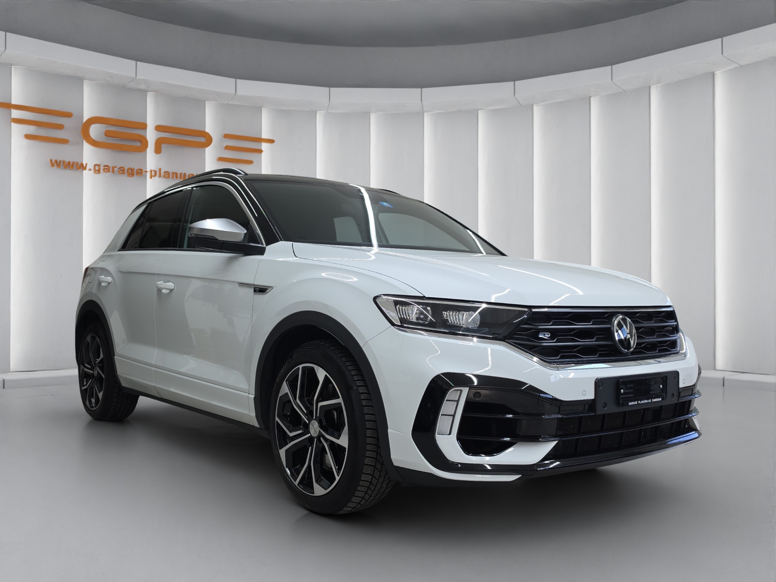 VW T-Roc 2.0 TSI R DSG 4motion-showroom-element-1