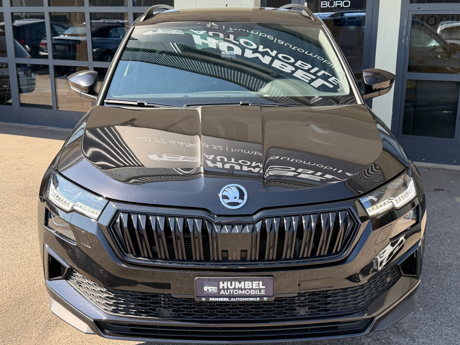 SKODA Karoq 1.5 TSI SportLine DSG-image-1
