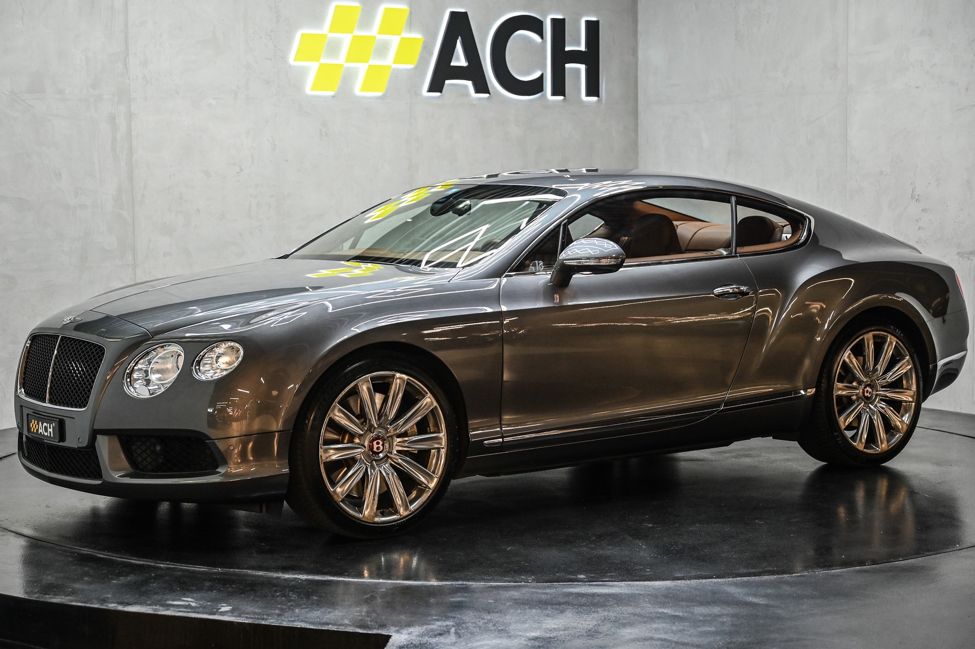 BENTLEY Continental GT 4.0 V8-showroom-element-3