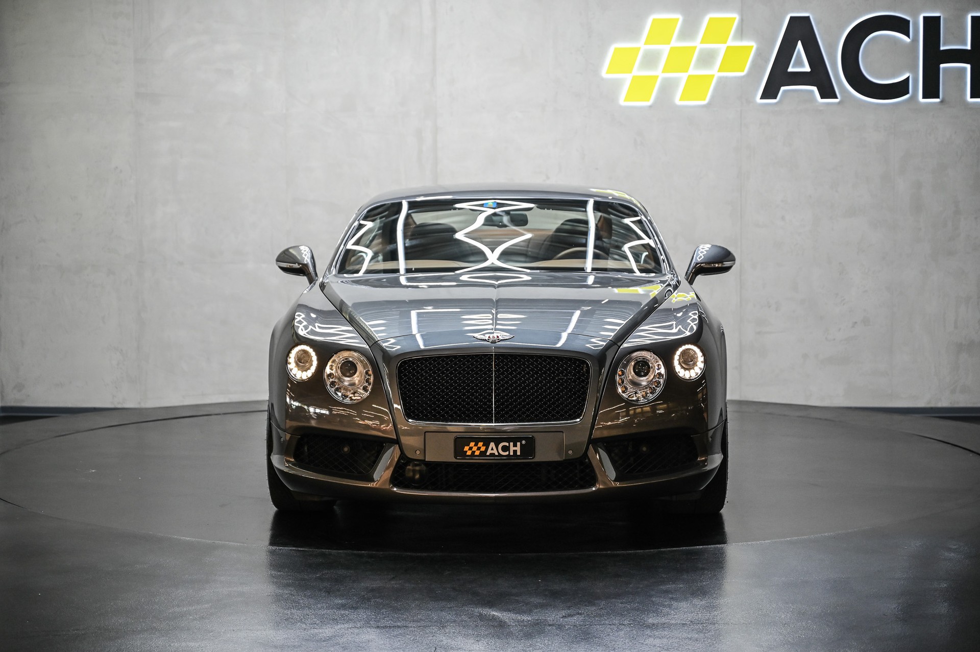 BENTLEY Continental GT 4.0 V8-showroom-element-1