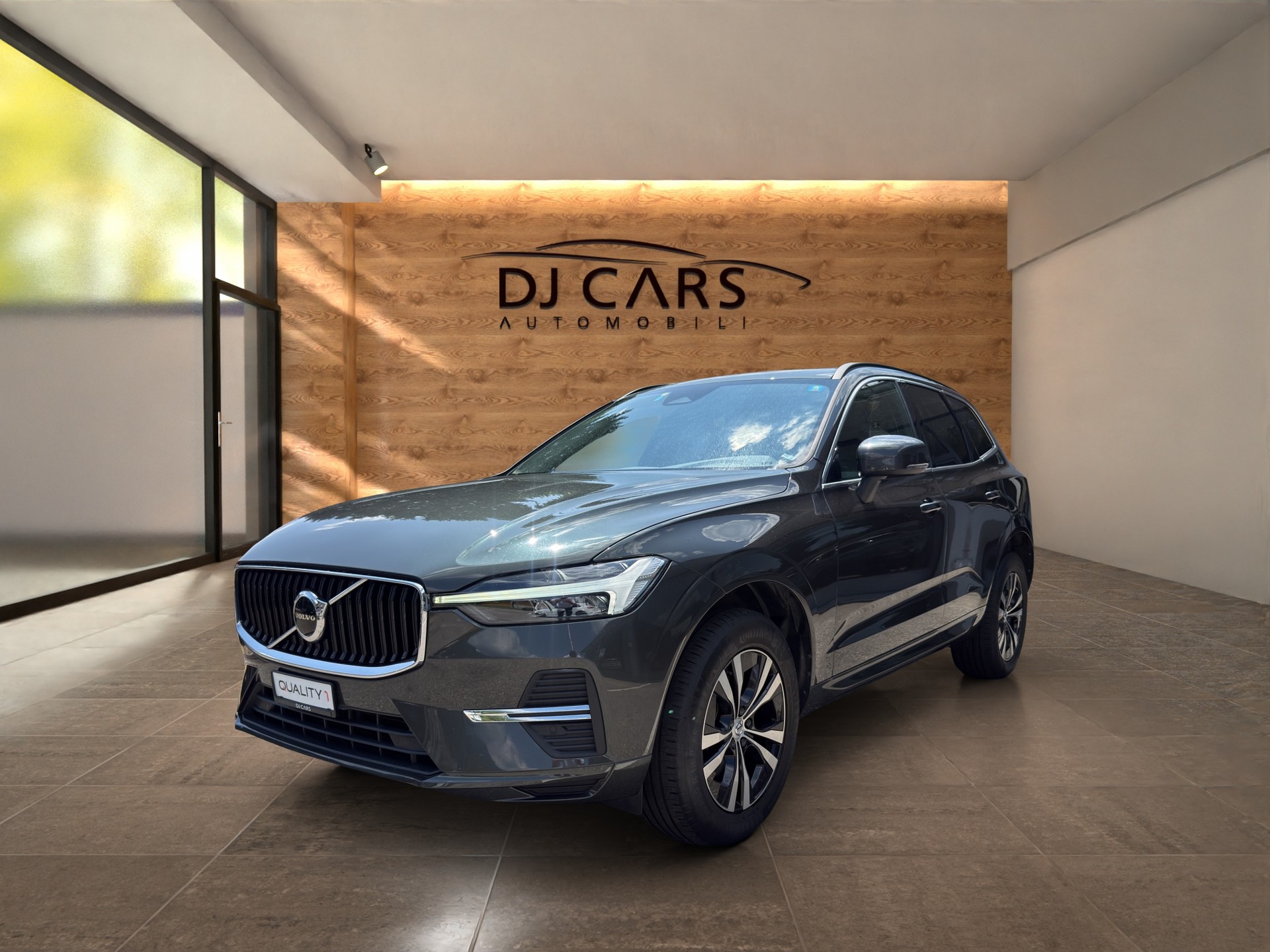 VOLVO XC60 B4 Diesel Mild Hybrid AWD Momentum Geartronic