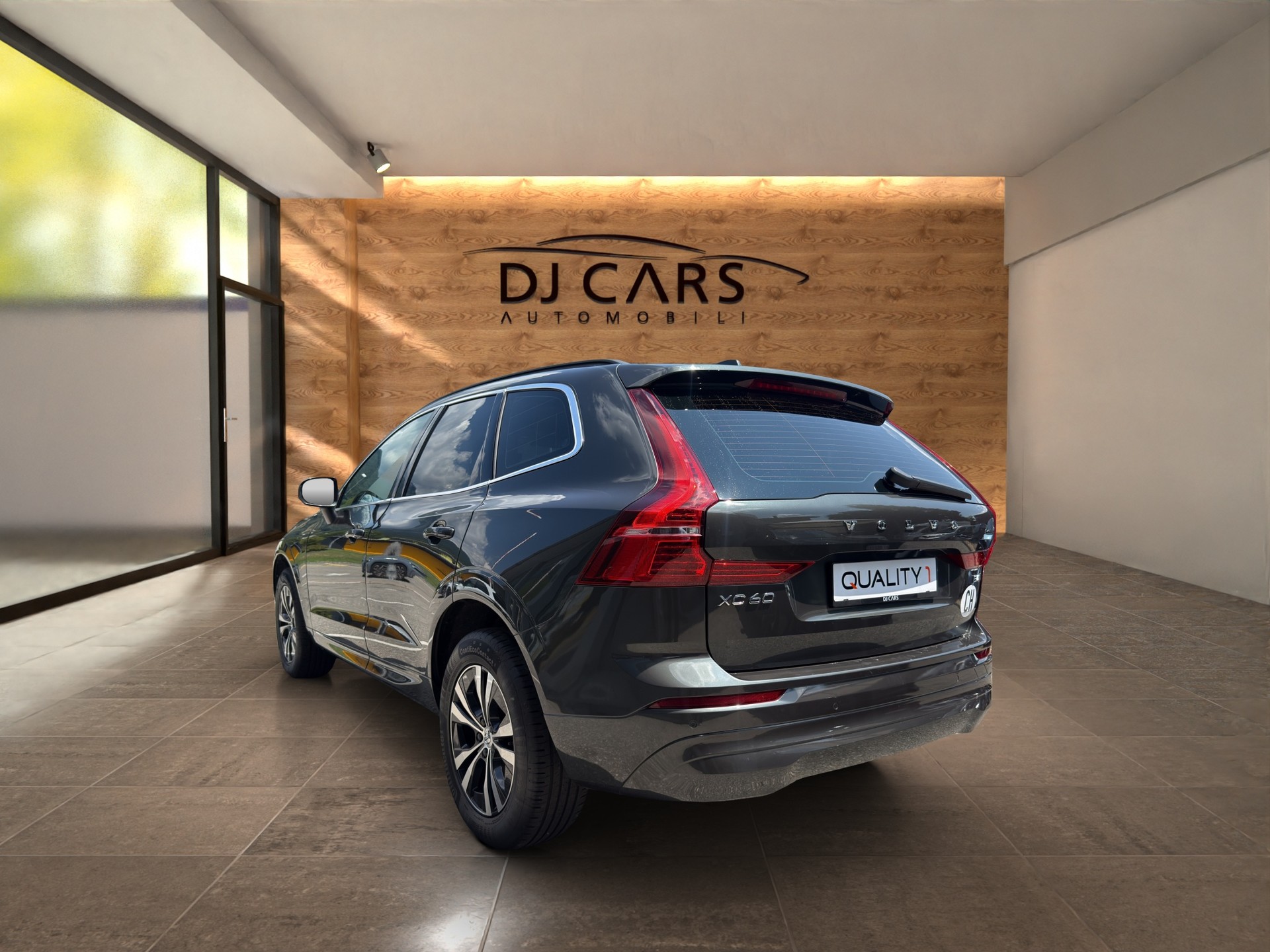 VOLVO XC60 B4 Diesel Mild Hybrid AWD Momentum Geartronic-image-4
