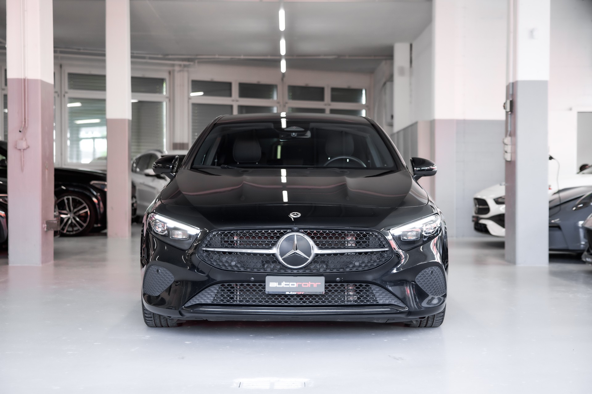 MERCEDES-BENZ A 250 Progressive 4matic-showroom-element-1