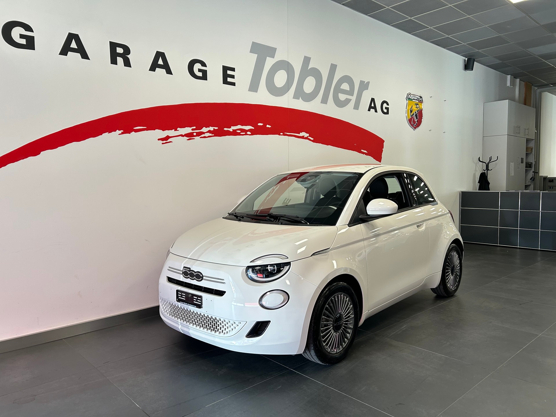 FIAT 500 1.0 FireFly MHD Torino-showroom-element-1
