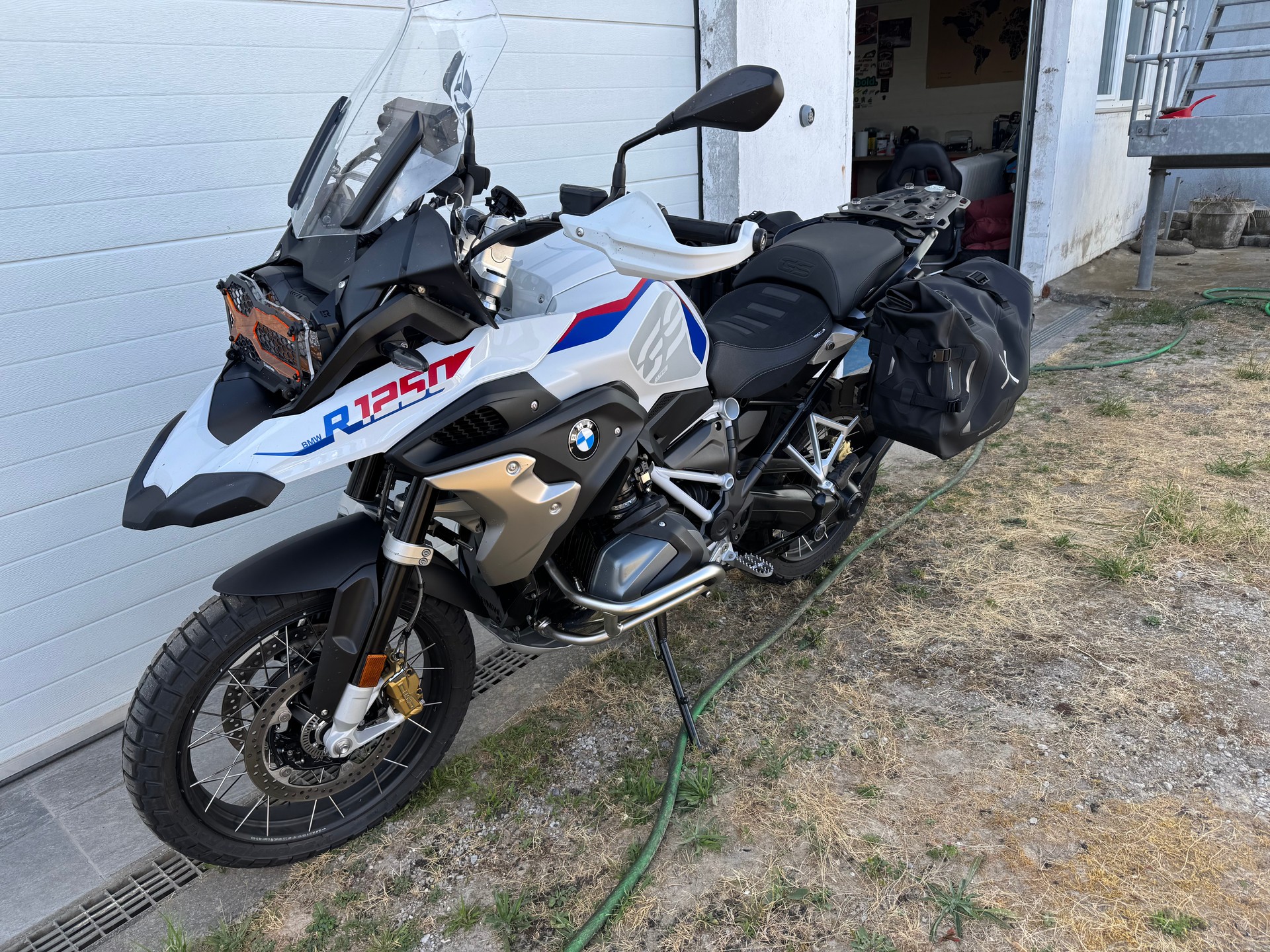 BMW R 1250 GS-image-4