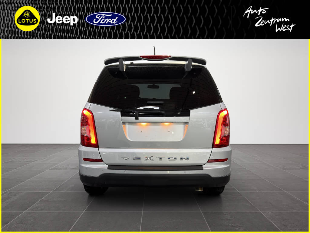 KGM-SsangYong Rexton W RX 200 e-XDi Quartz-showroom-element-3
