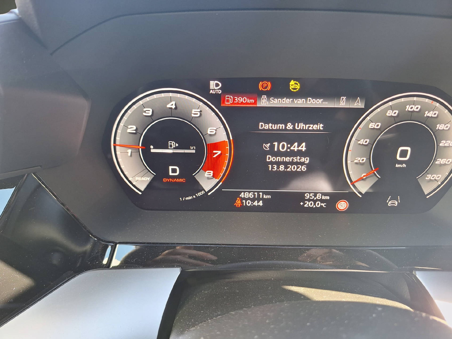 AUDI S3 Sportback 2.0 TFSI quattro S-Tronic-image-12